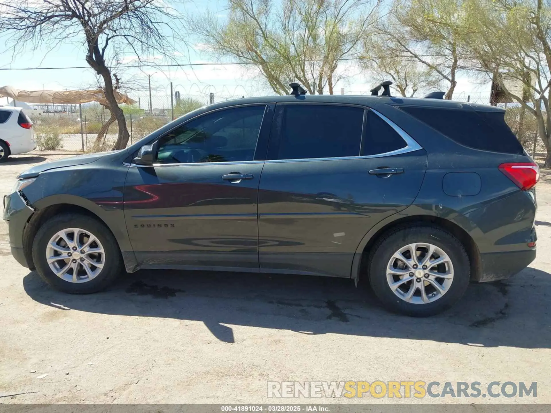 14 Photograph of a damaged car 3GNAXKEV3KS627116 CHEVROLET EQUINOX 2019