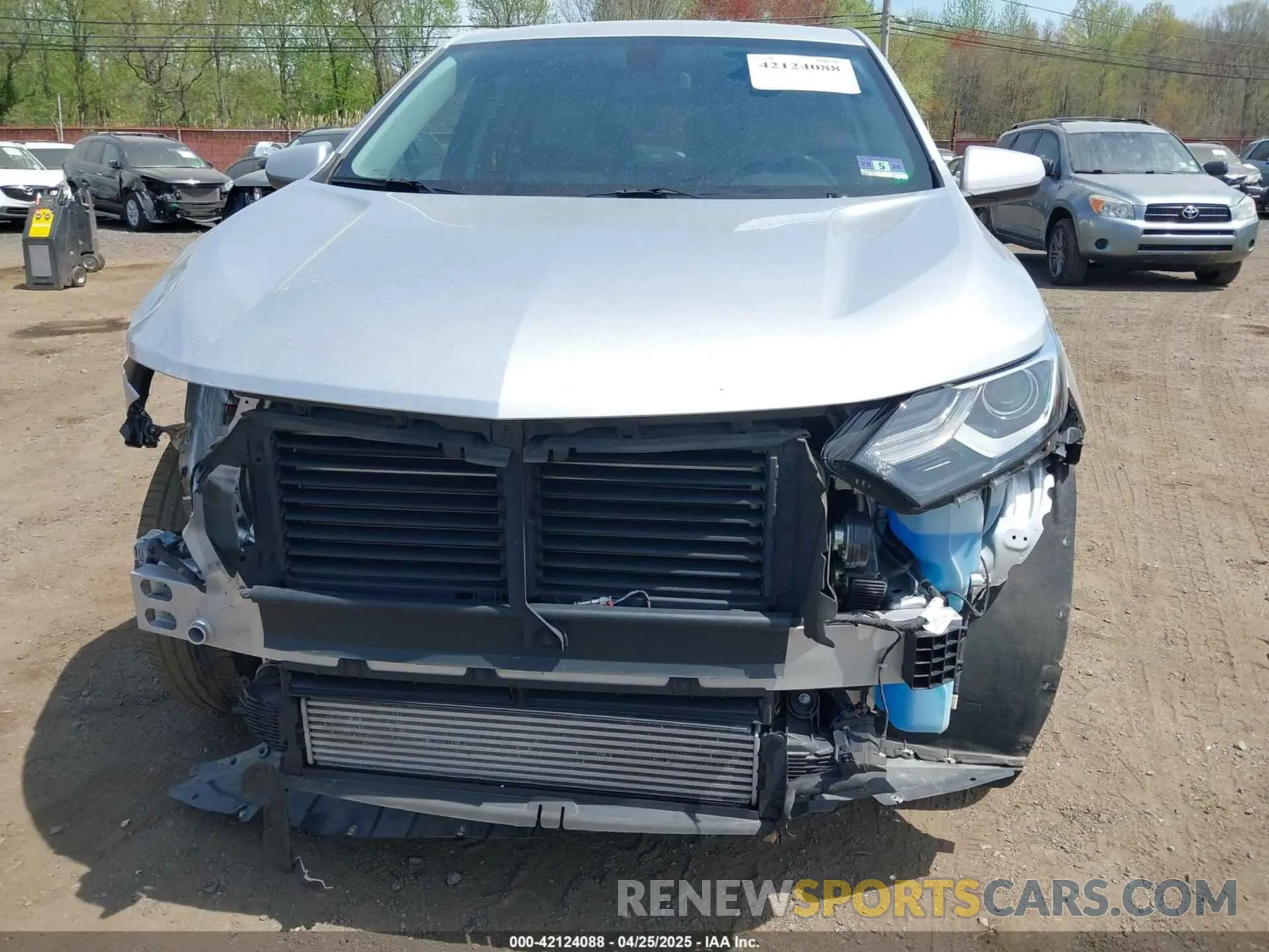 6 Photograph of a damaged car 3GNAXKEV3KS647429 CHEVROLET EQUINOX 2019