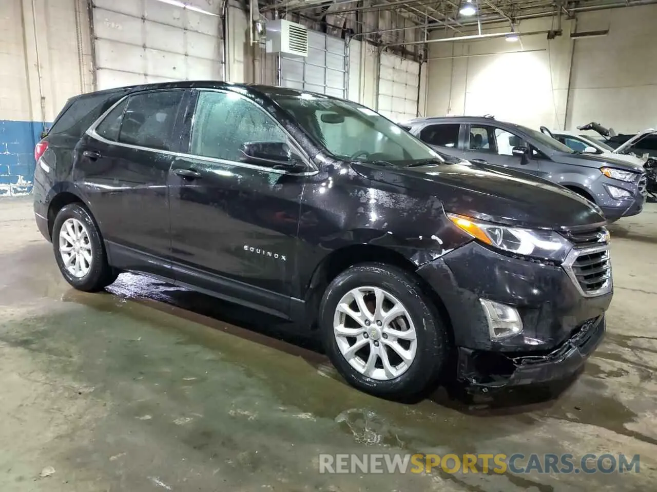 4 Photograph of a damaged car 3GNAXKEV4KL103984 CHEVROLET EQUINOX 2019