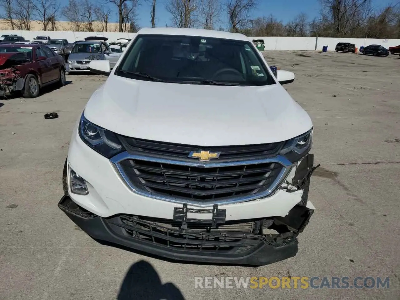 5 Photograph of a damaged car 3GNAXKEV4KL123250 CHEVROLET EQUINOX 2019