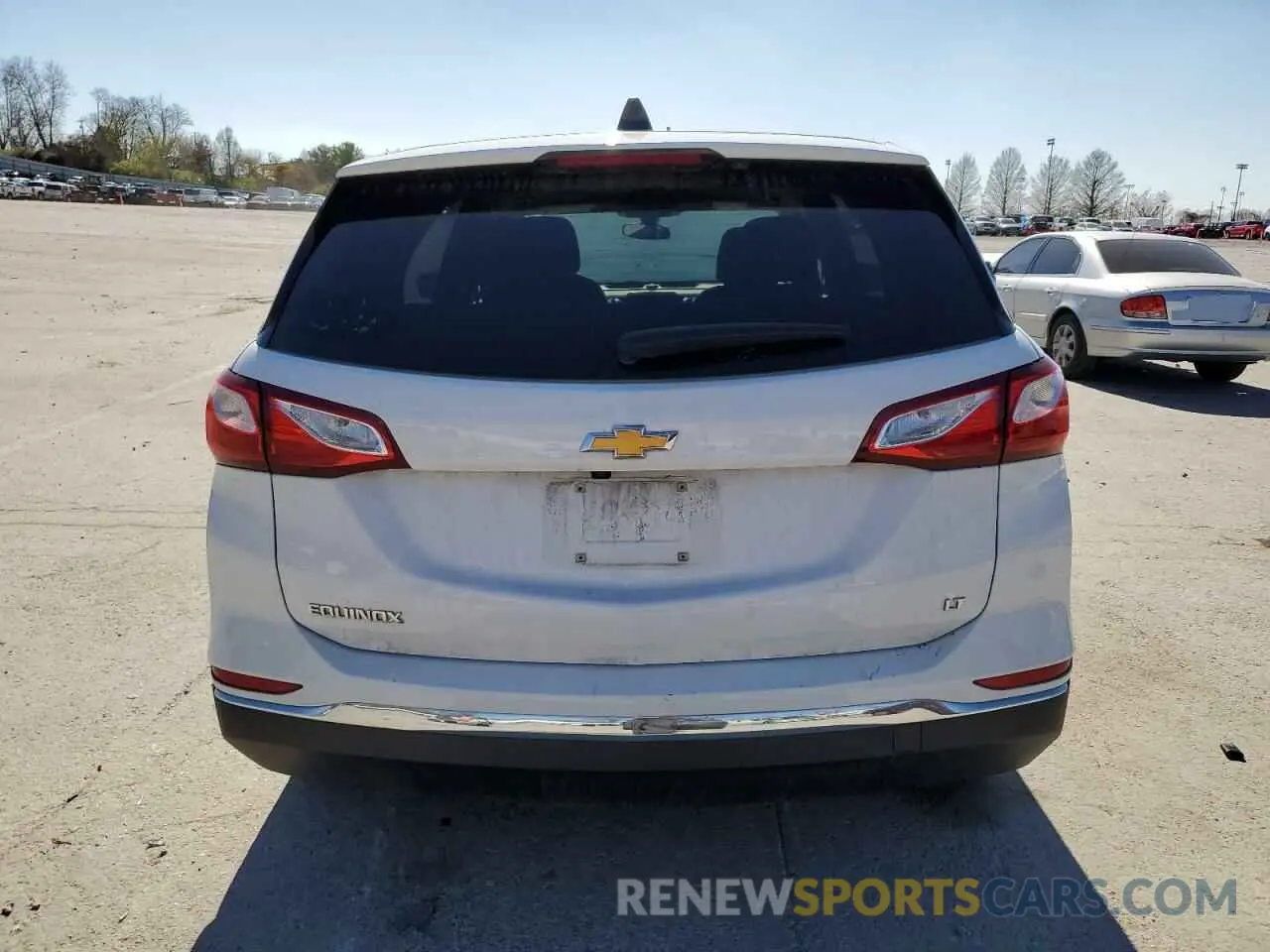 6 Photograph of a damaged car 3GNAXKEV4KL123250 CHEVROLET EQUINOX 2019