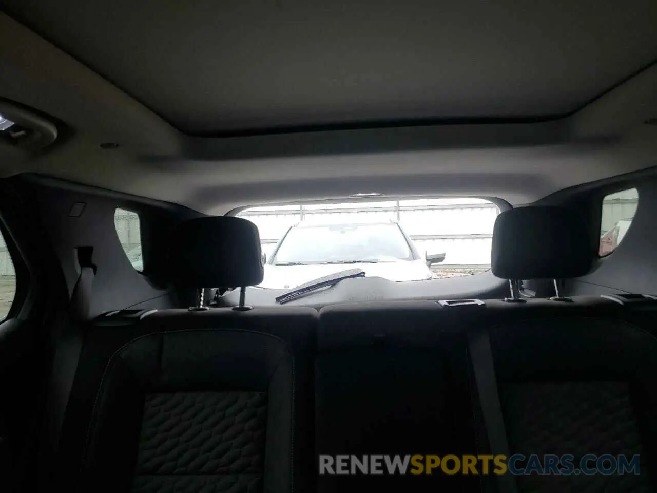 10 Photograph of a damaged car 3GNAXKEV4KL155373 CHEVROLET EQUINOX 2019