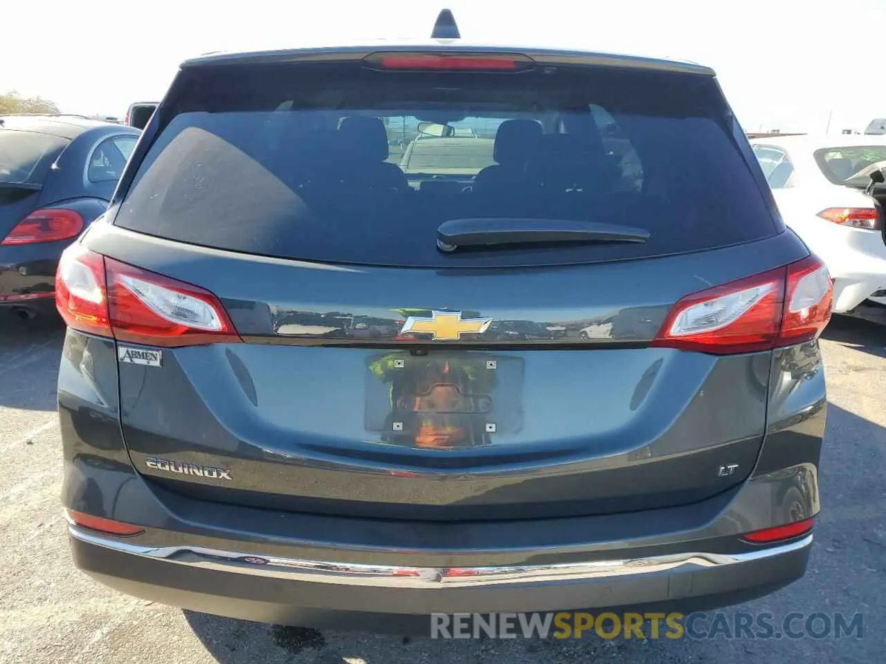 6 Photograph of a damaged car 3GNAXKEV4KS575267 CHEVROLET EQUINOX 2019