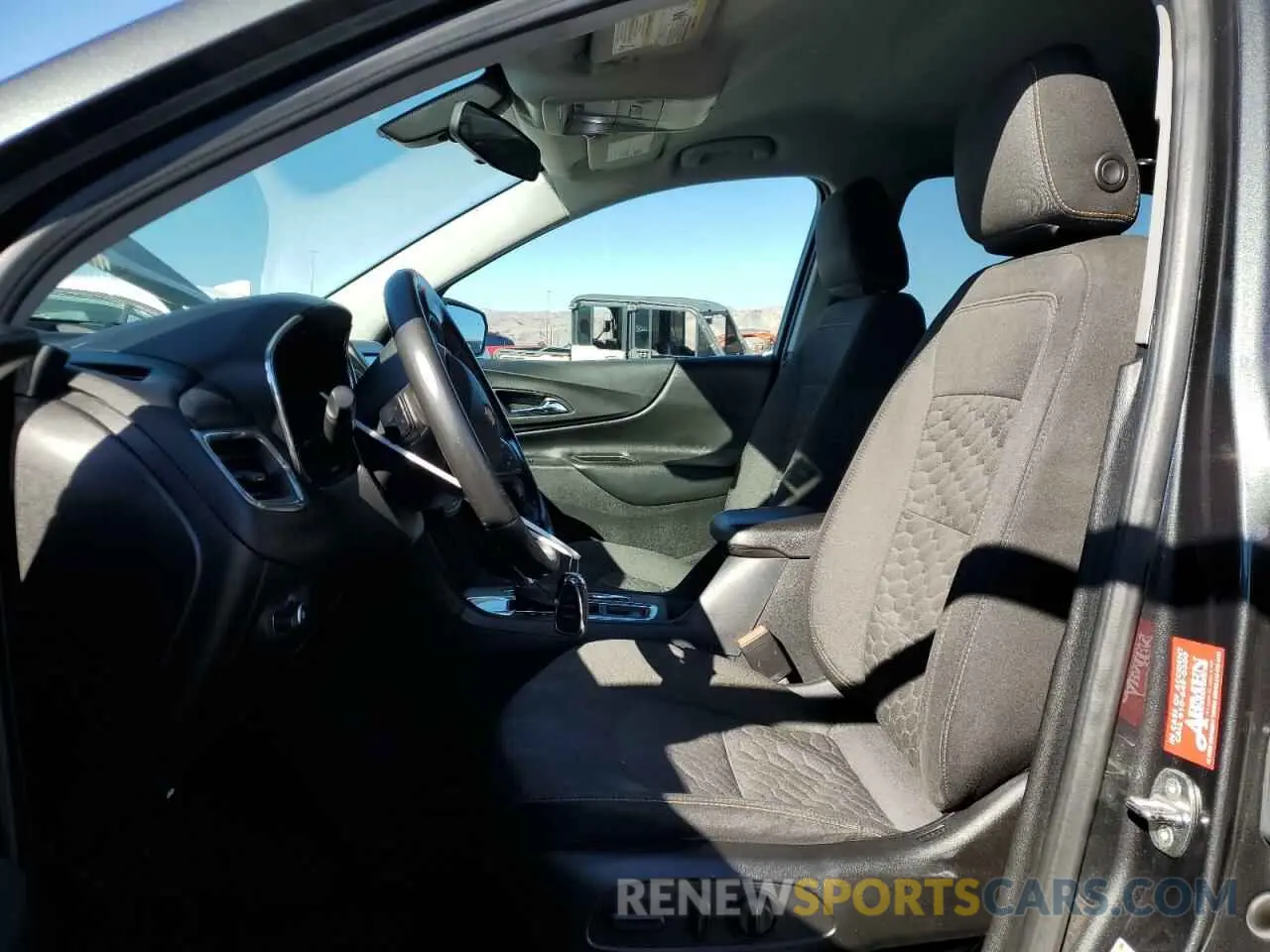7 Photograph of a damaged car 3GNAXKEV4KS575267 CHEVROLET EQUINOX 2019