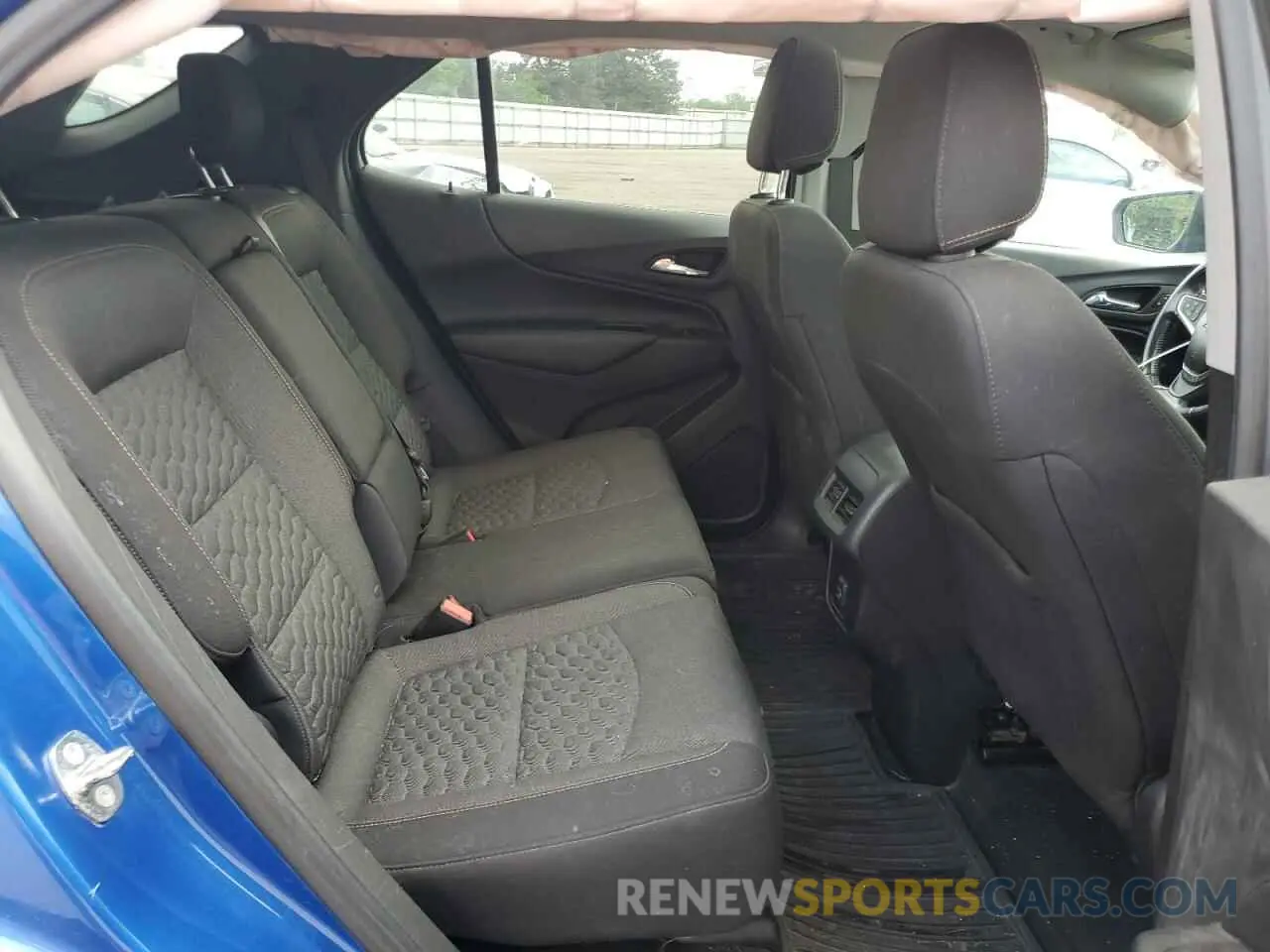 11 Photograph of a damaged car 3GNAXKEV4KS627853 CHEVROLET EQUINOX 2019