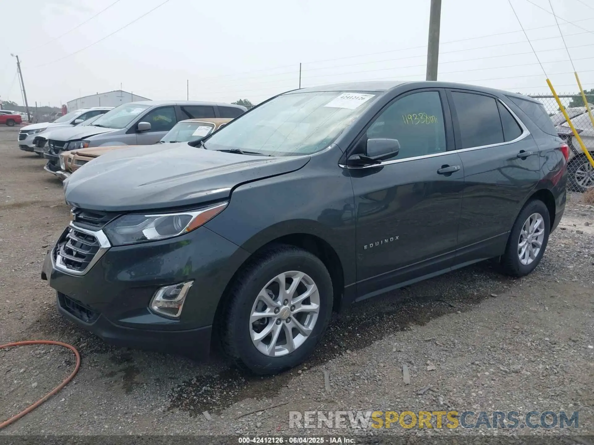 2 Photograph of a damaged car 3GNAXKEV4KS644927 CHEVROLET EQUINOX 2019