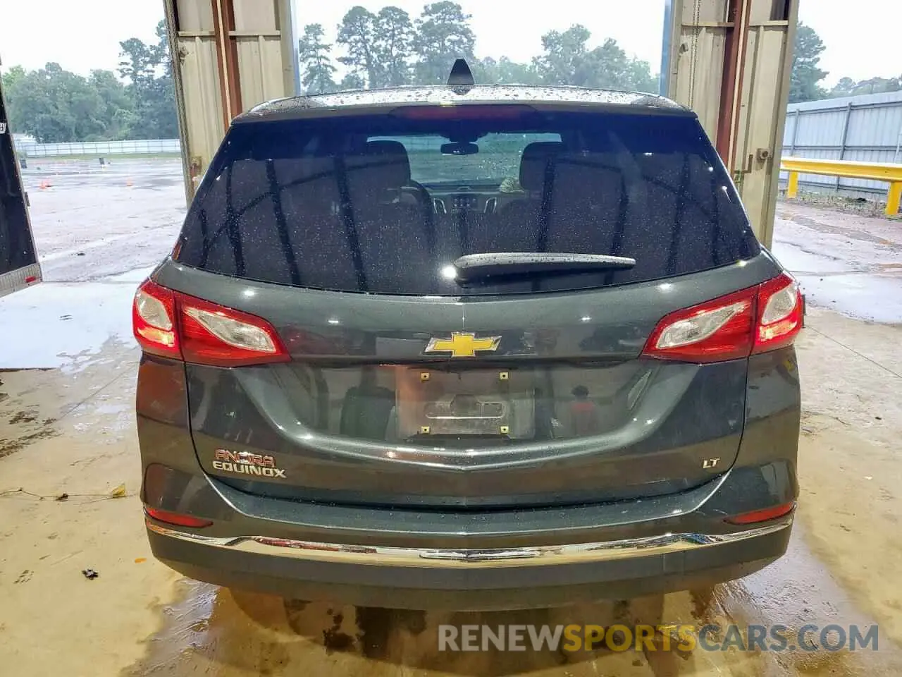 6 Photograph of a damaged car 3GNAXKEV4KS654325 CHEVROLET EQUINOX 2019