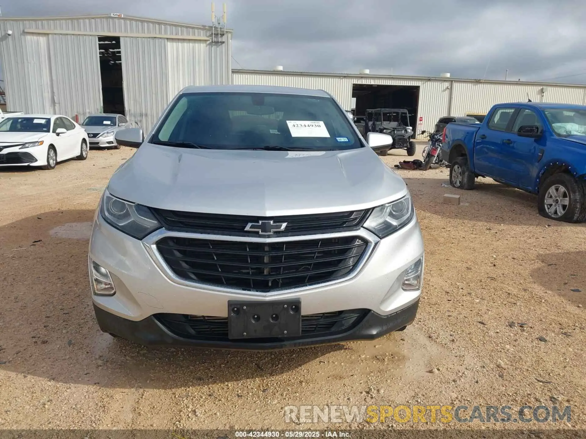 12 Photograph of a damaged car 3GNAXKEV4KS657094 CHEVROLET EQUINOX 2019