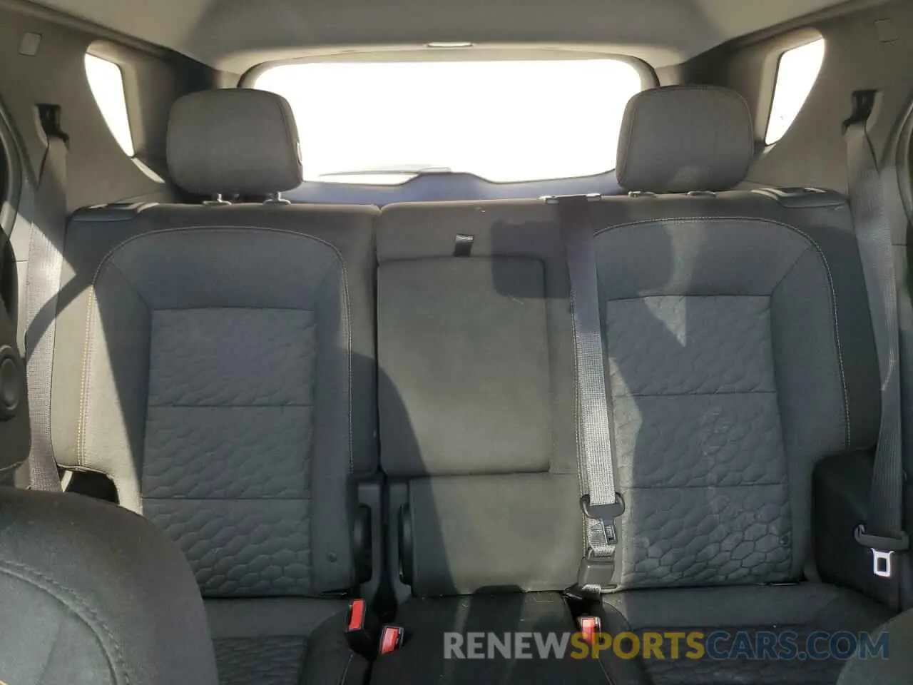 10 Photograph of a damaged car 3GNAXKEV5KS524506 CHEVROLET EQUINOX 2019