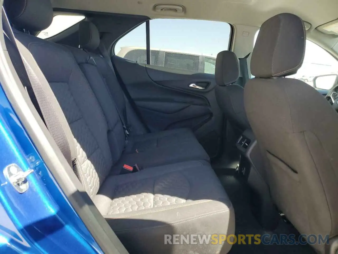 11 Photograph of a damaged car 3GNAXKEV5KS524506 CHEVROLET EQUINOX 2019
