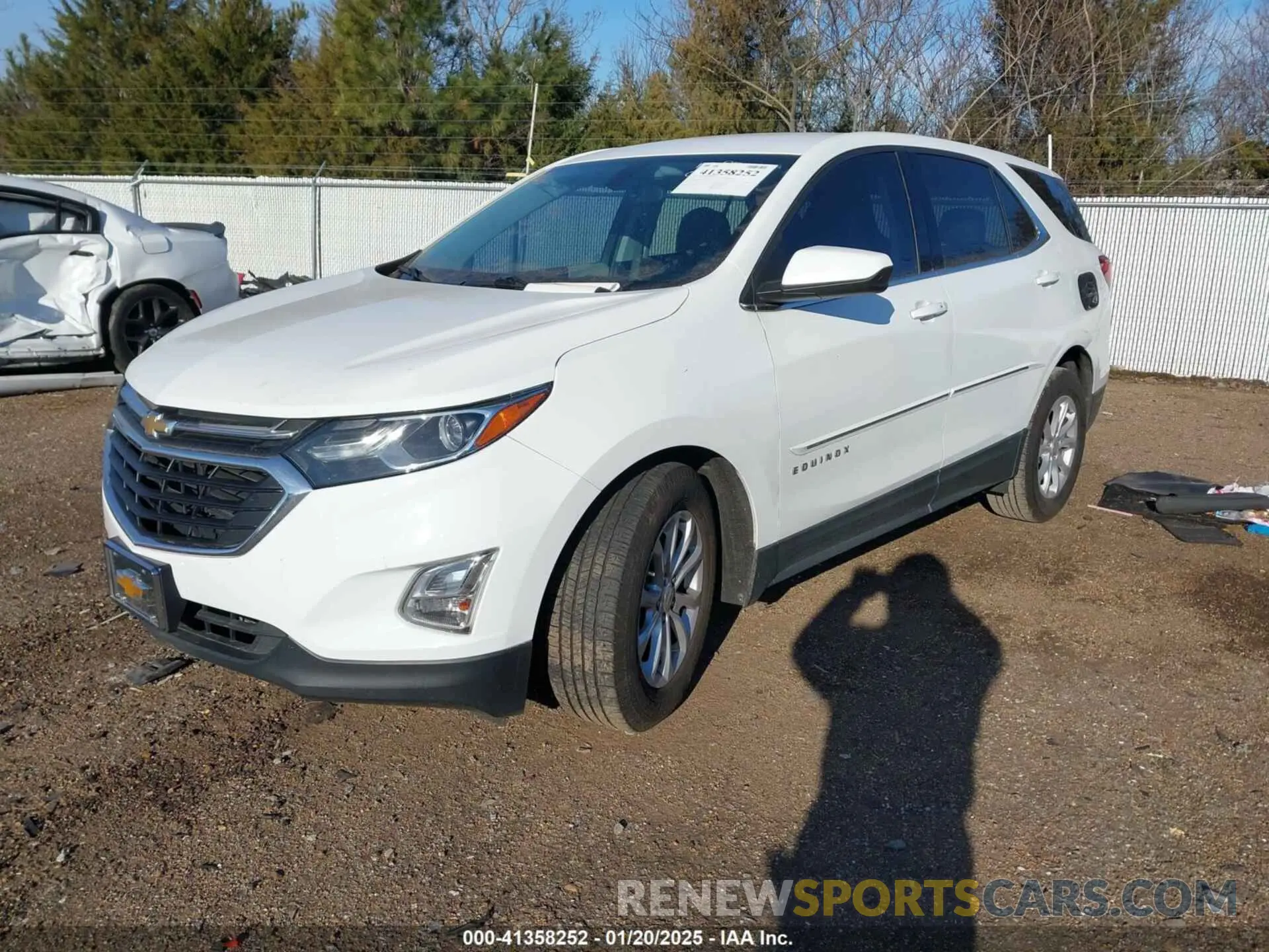 2 Photograph of a damaged car 3GNAXKEV5KS529334 CHEVROLET EQUINOX 2019