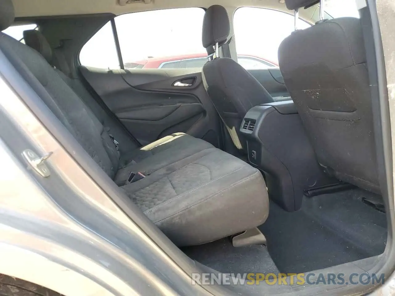 11 Photograph of a damaged car 3GNAXKEV5KS542049 CHEVROLET EQUINOX 2019