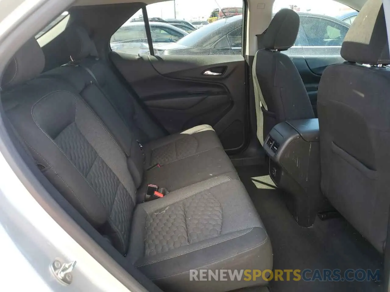 11 Photograph of a damaged car 3GNAXKEV5KS582910 CHEVROLET EQUINOX 2019