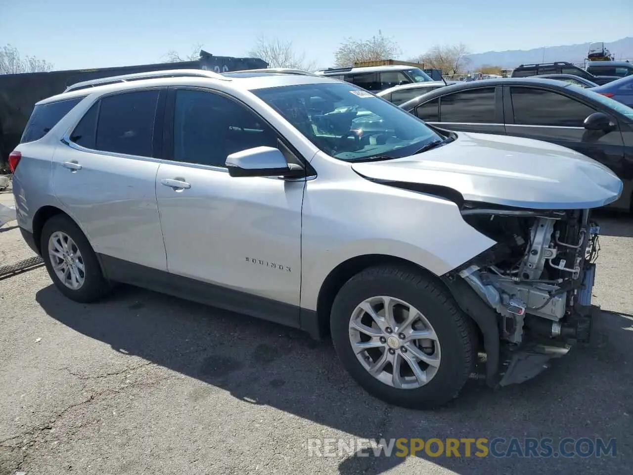 4 Photograph of a damaged car 3GNAXKEV5KS582910 CHEVROLET EQUINOX 2019