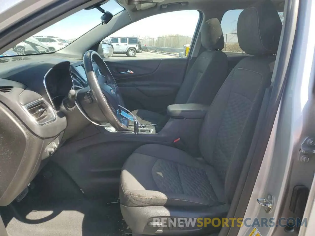7 Photograph of a damaged car 3GNAXKEV5KS582910 CHEVROLET EQUINOX 2019