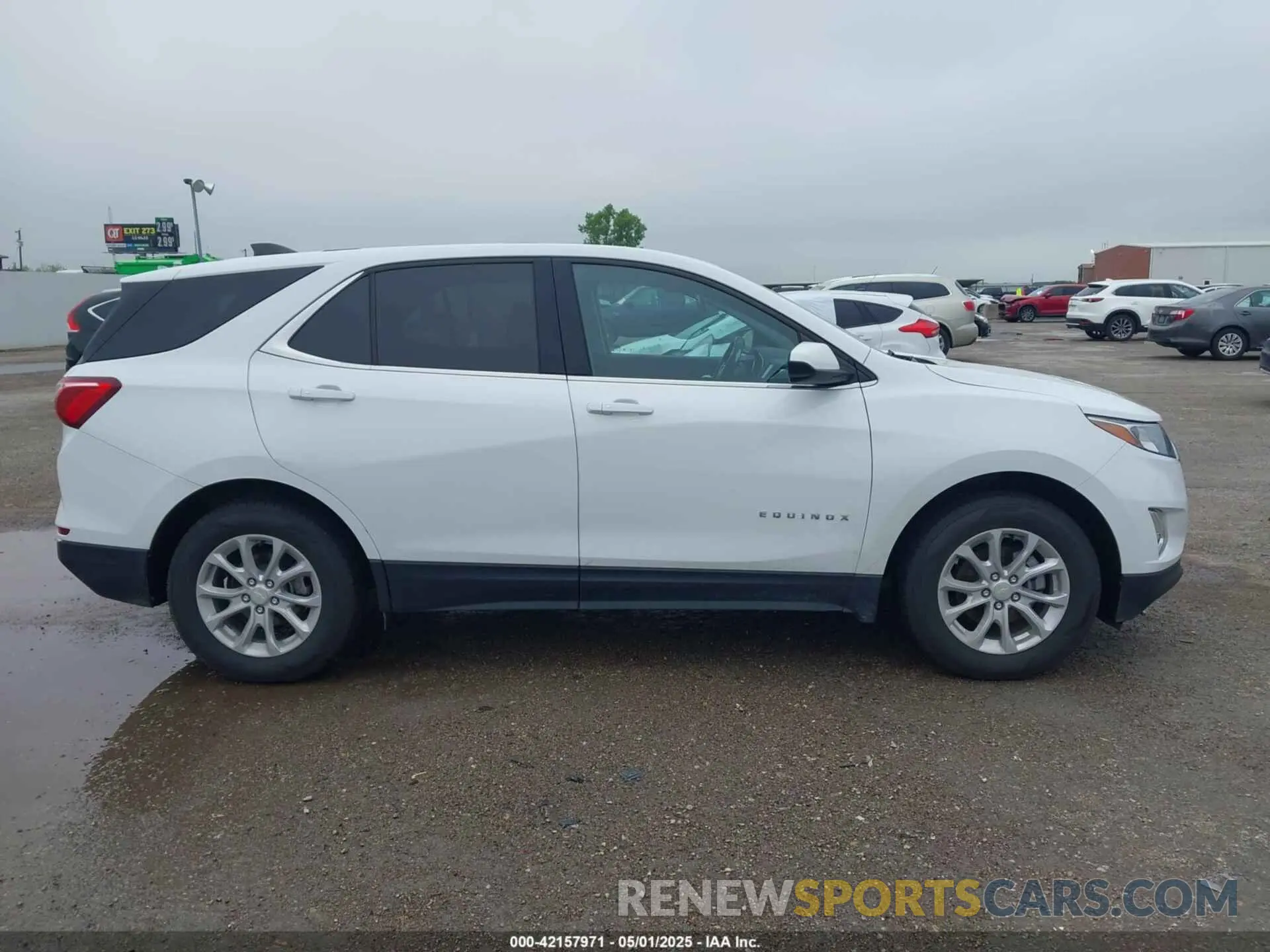 13 Photograph of a damaged car 3GNAXKEV5KS623858 CHEVROLET EQUINOX 2019