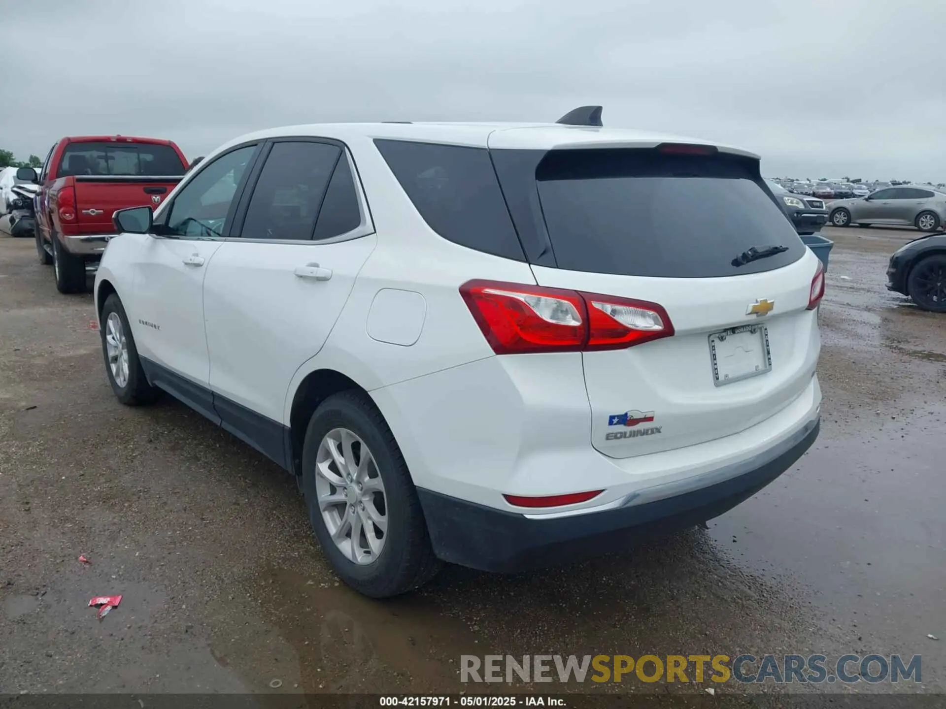 3 Photograph of a damaged car 3GNAXKEV5KS623858 CHEVROLET EQUINOX 2019