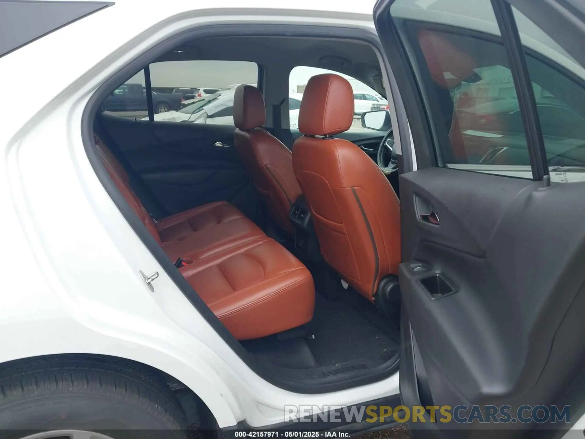 8 Photograph of a damaged car 3GNAXKEV5KS623858 CHEVROLET EQUINOX 2019