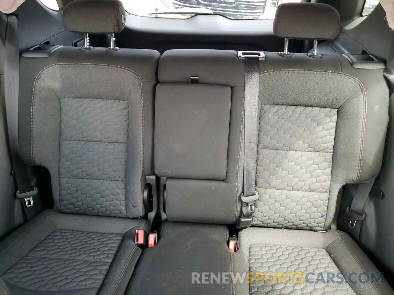 10 Photograph of a damaged car 3GNAXKEV5KS637209 CHEVROLET EQUINOX 2019