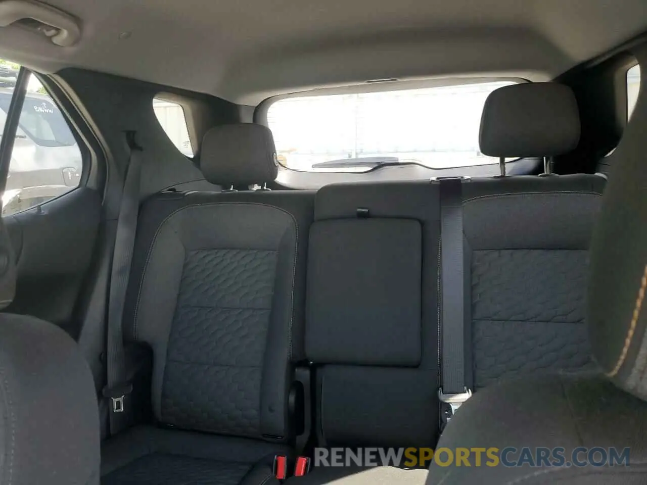 10 Photograph of a damaged car 3GNAXKEV5KS645410 CHEVROLET EQUINOX 2019