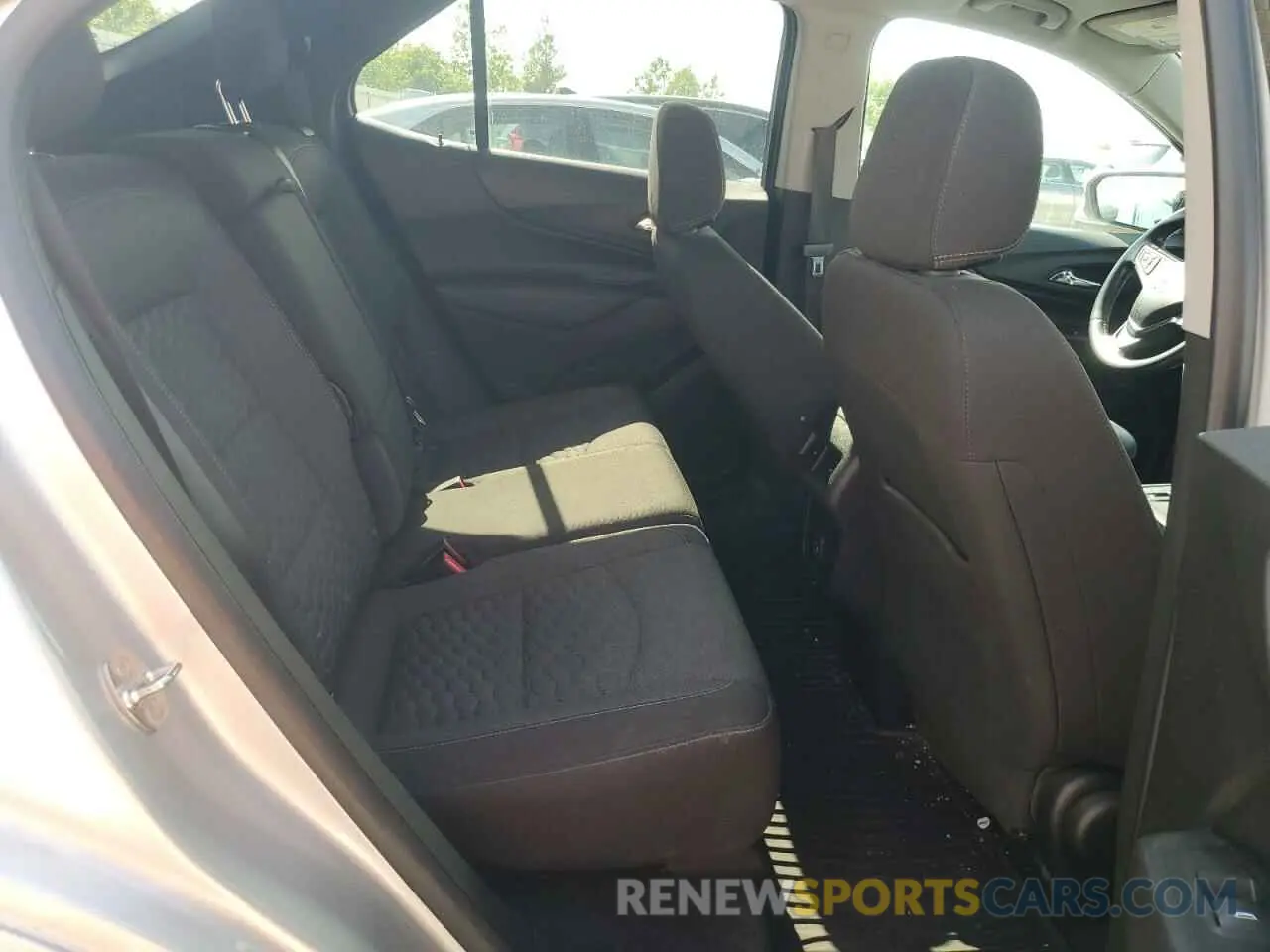 11 Photograph of a damaged car 3GNAXKEV5KS645410 CHEVROLET EQUINOX 2019