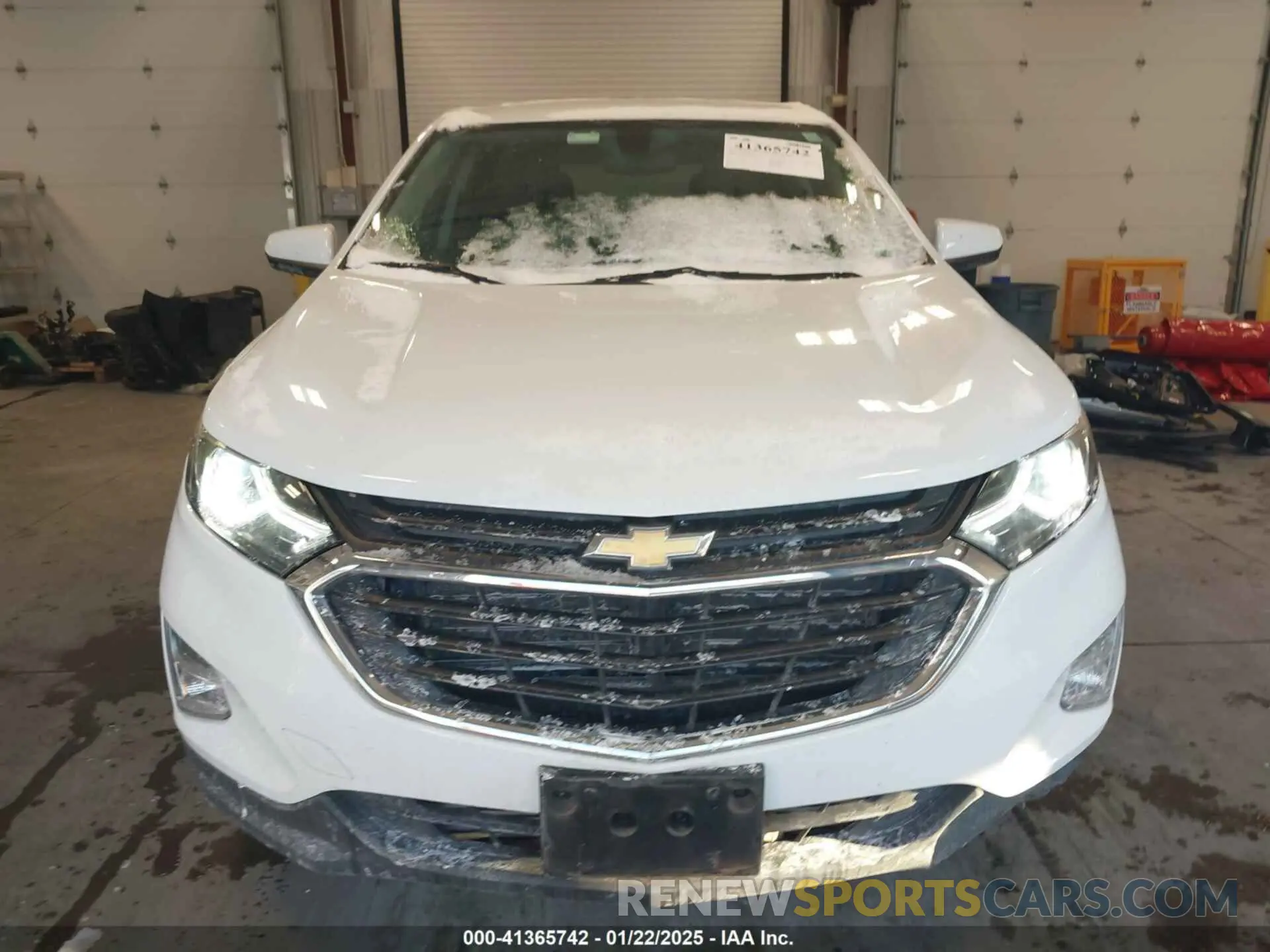 12 Photograph of a damaged car 3GNAXKEV5KS647402 CHEVROLET EQUINOX 2019