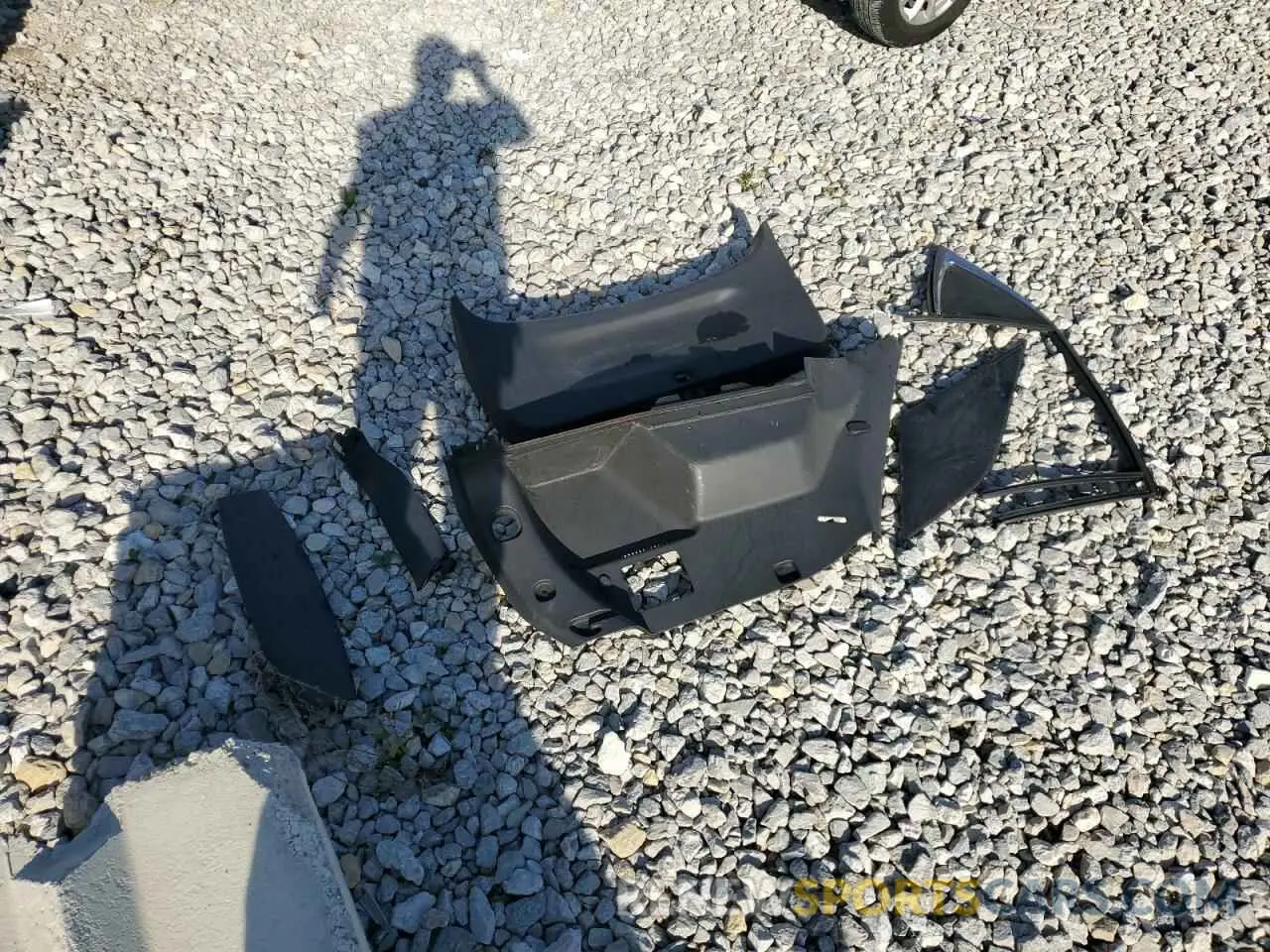 13 Photograph of a damaged car 3GNAXKEV6KL247696 CHEVROLET EQUINOX 2019