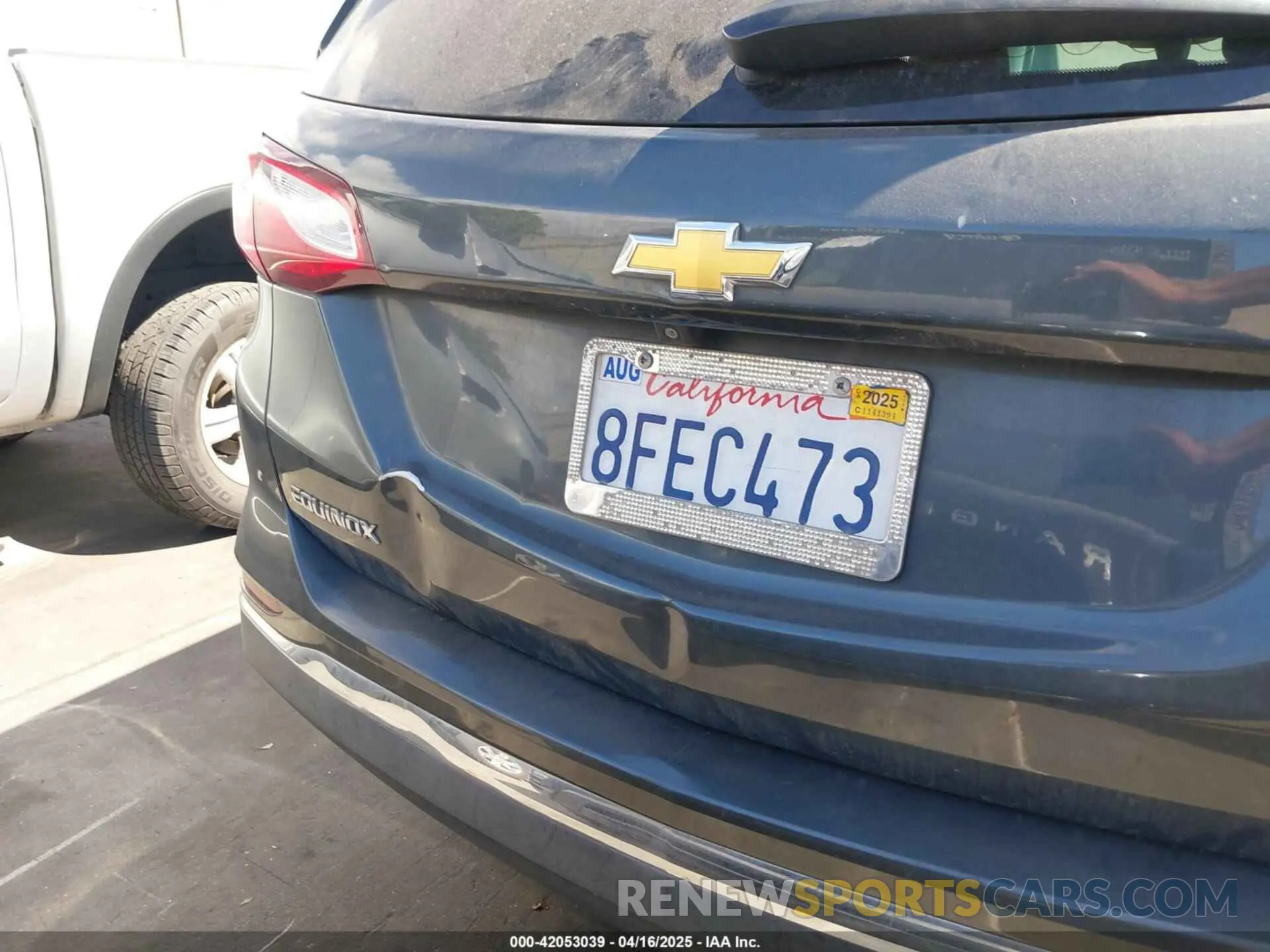 12 Photograph of a damaged car 3GNAXKEV6KS504409 CHEVROLET EQUINOX 2019
