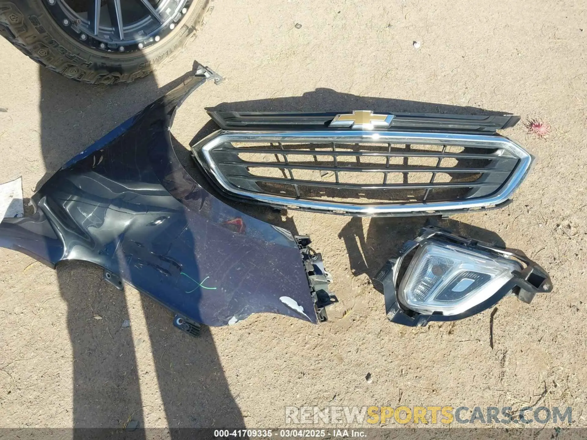 12 Photograph of a damaged car 3GNAXKEV6KS515040 CHEVROLET EQUINOX 2019