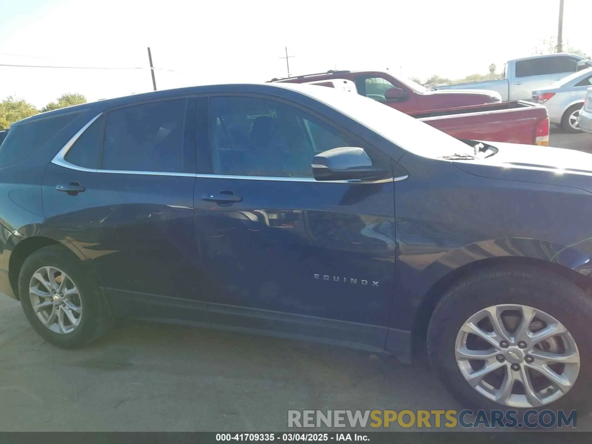 14 Photograph of a damaged car 3GNAXKEV6KS515040 CHEVROLET EQUINOX 2019