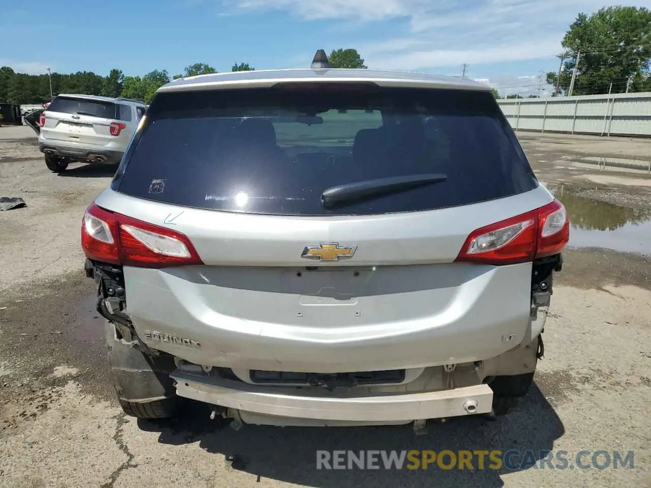 6 Photograph of a damaged car 3GNAXKEV6KS516026 CHEVROLET EQUINOX 2019