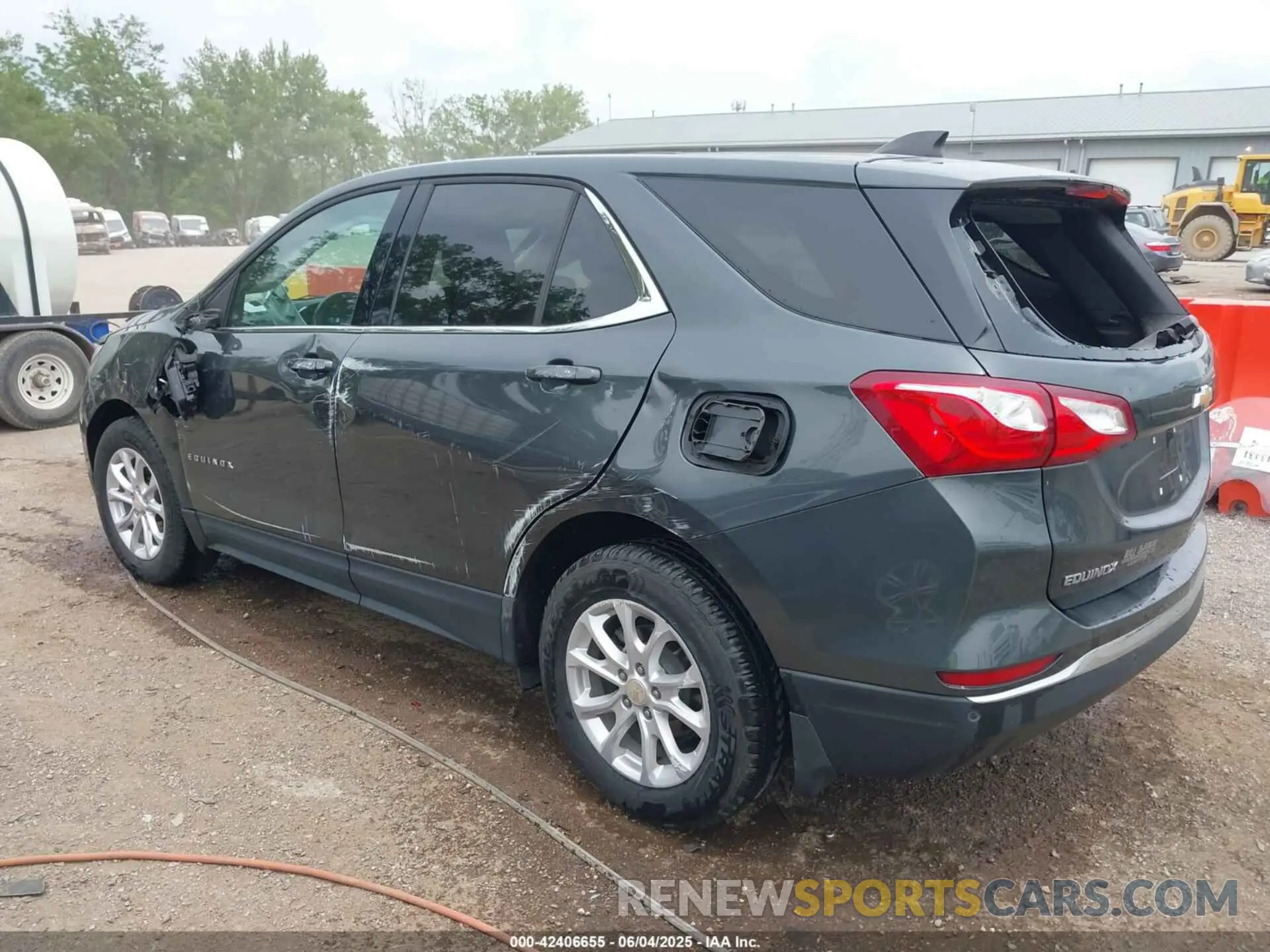 3 Photograph of a damaged car 3GNAXKEV6KS574718 CHEVROLET EQUINOX 2019