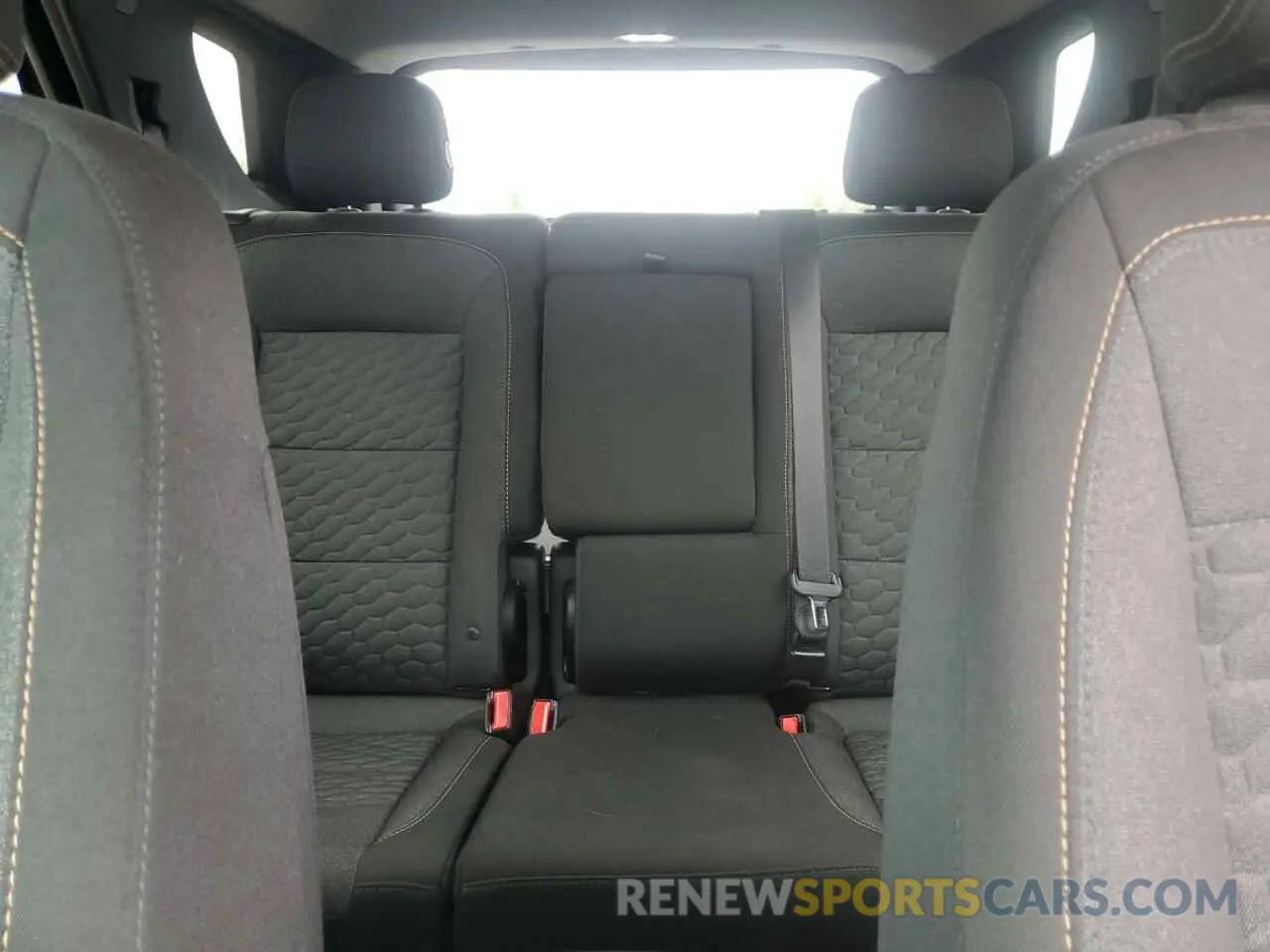 10 Photograph of a damaged car 3GNAXKEV6KS641057 CHEVROLET EQUINOX 2019