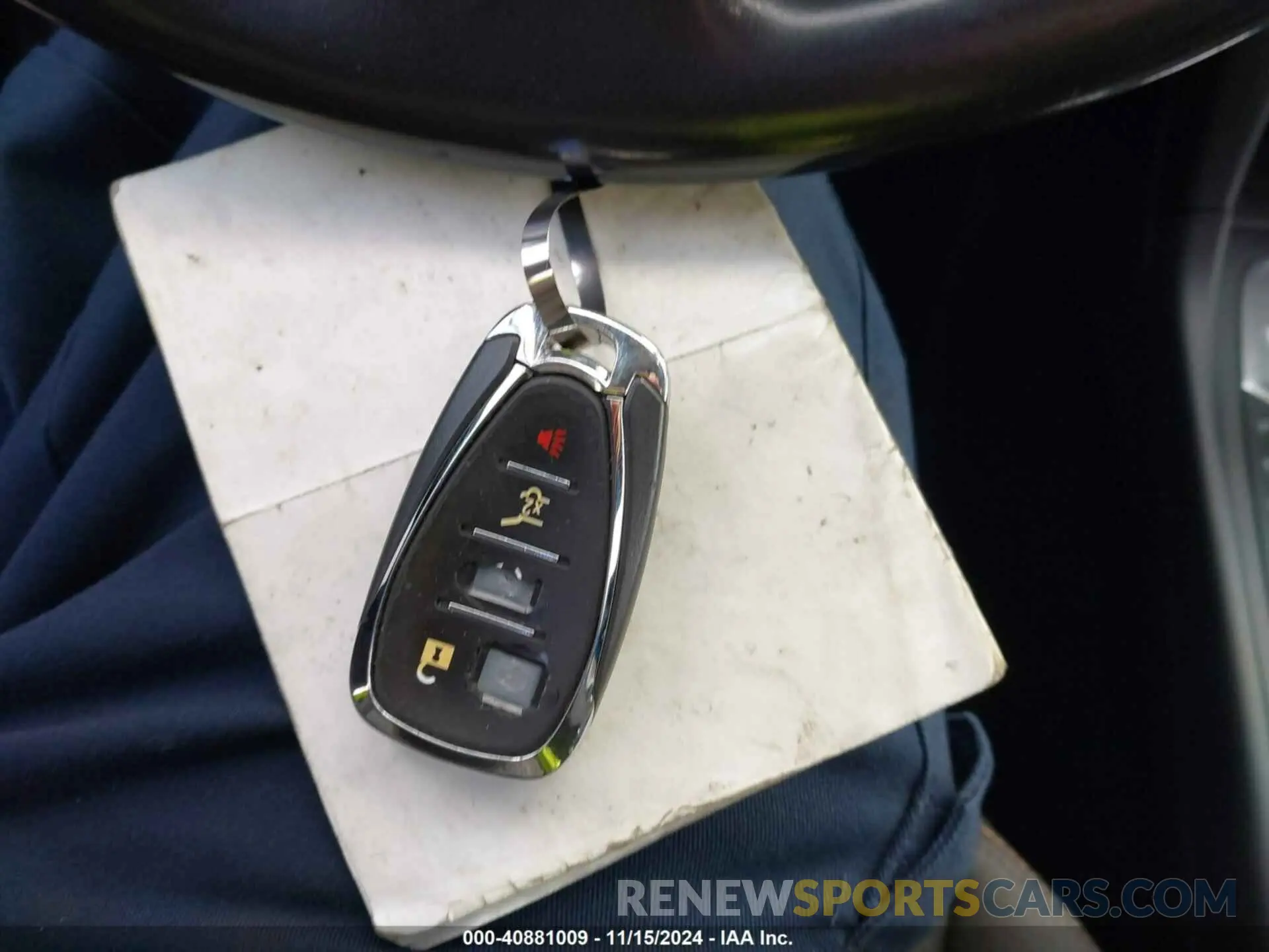 11 Photograph of a damaged car 3GNAXKEV7KL105860 CHEVROLET EQUINOX 2019