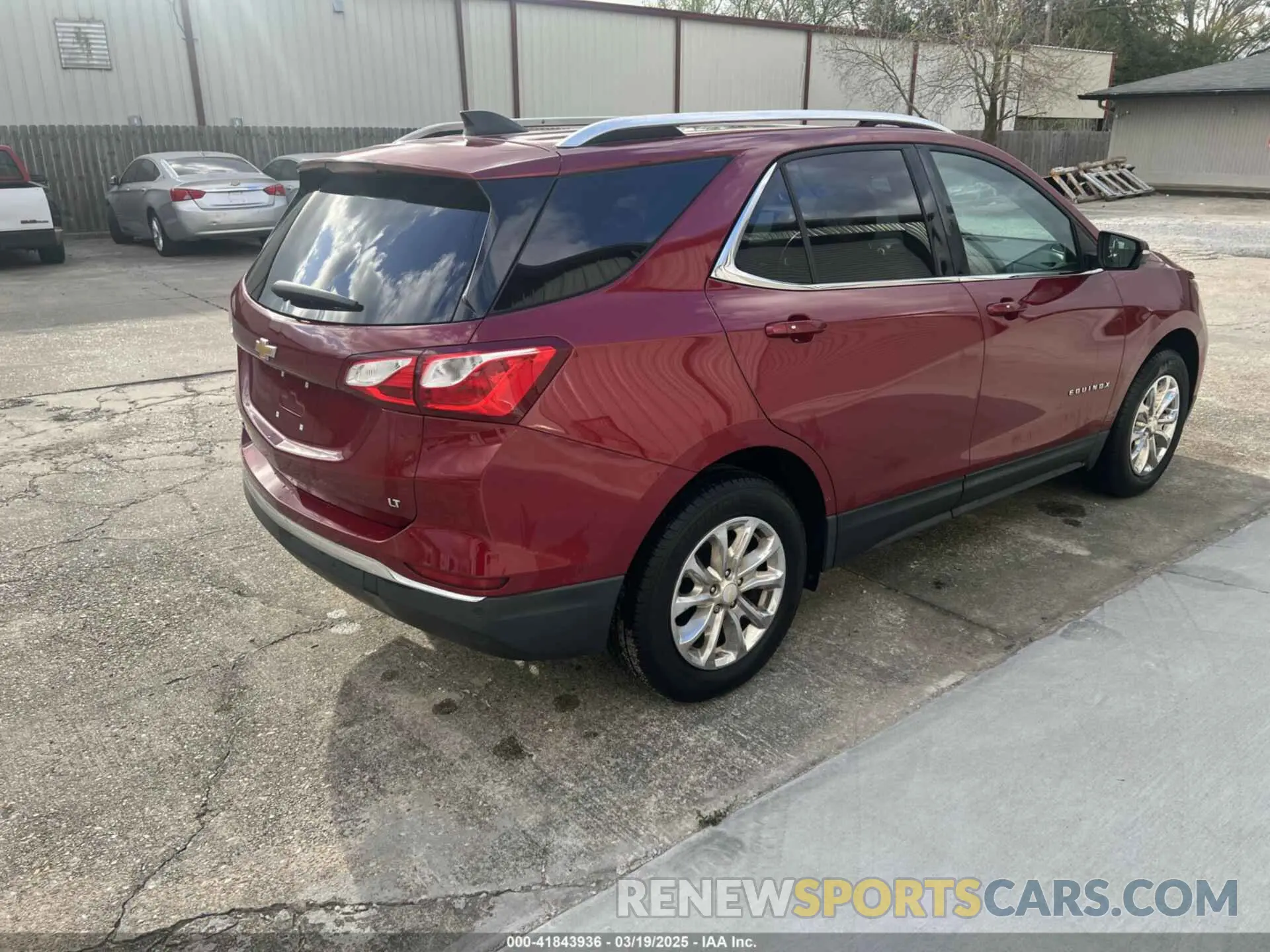 4 Photograph of a damaged car 3GNAXKEV7KL206932 CHEVROLET EQUINOX 2019