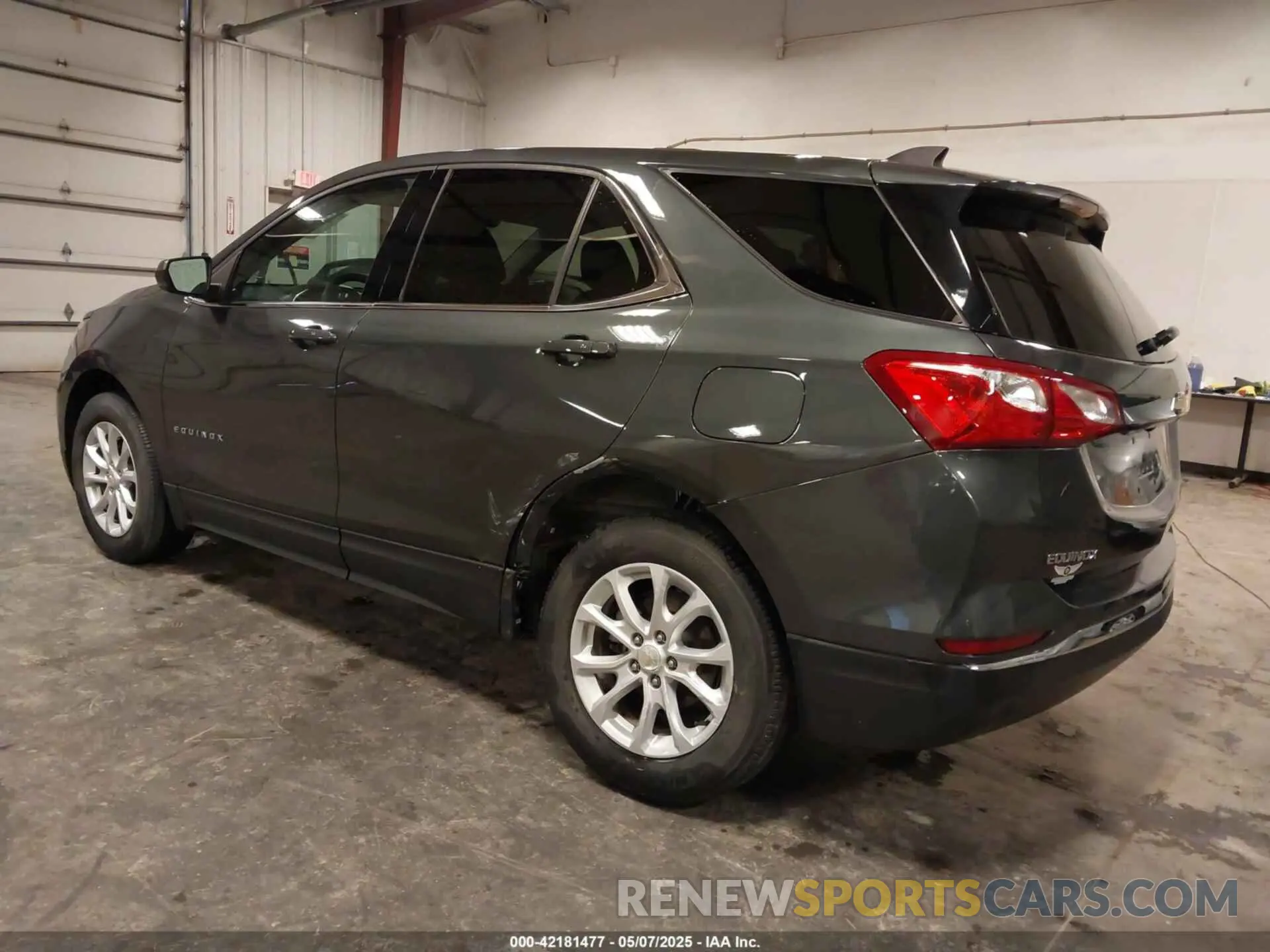 3 Photograph of a damaged car 3GNAXKEV7KS512468 CHEVROLET EQUINOX 2019