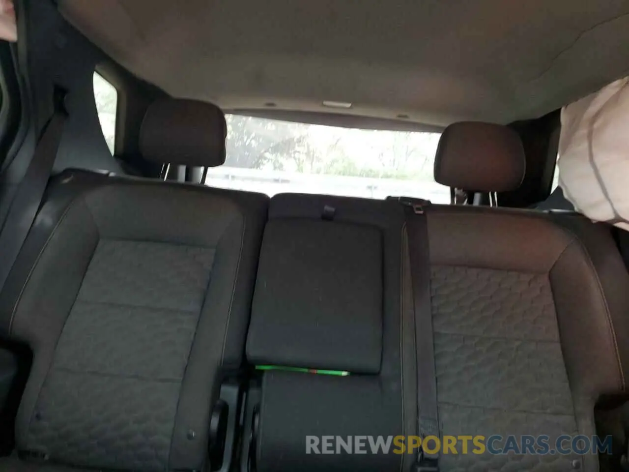 10 Photograph of a damaged car 3GNAXKEV7KS521526 CHEVROLET EQUINOX 2019