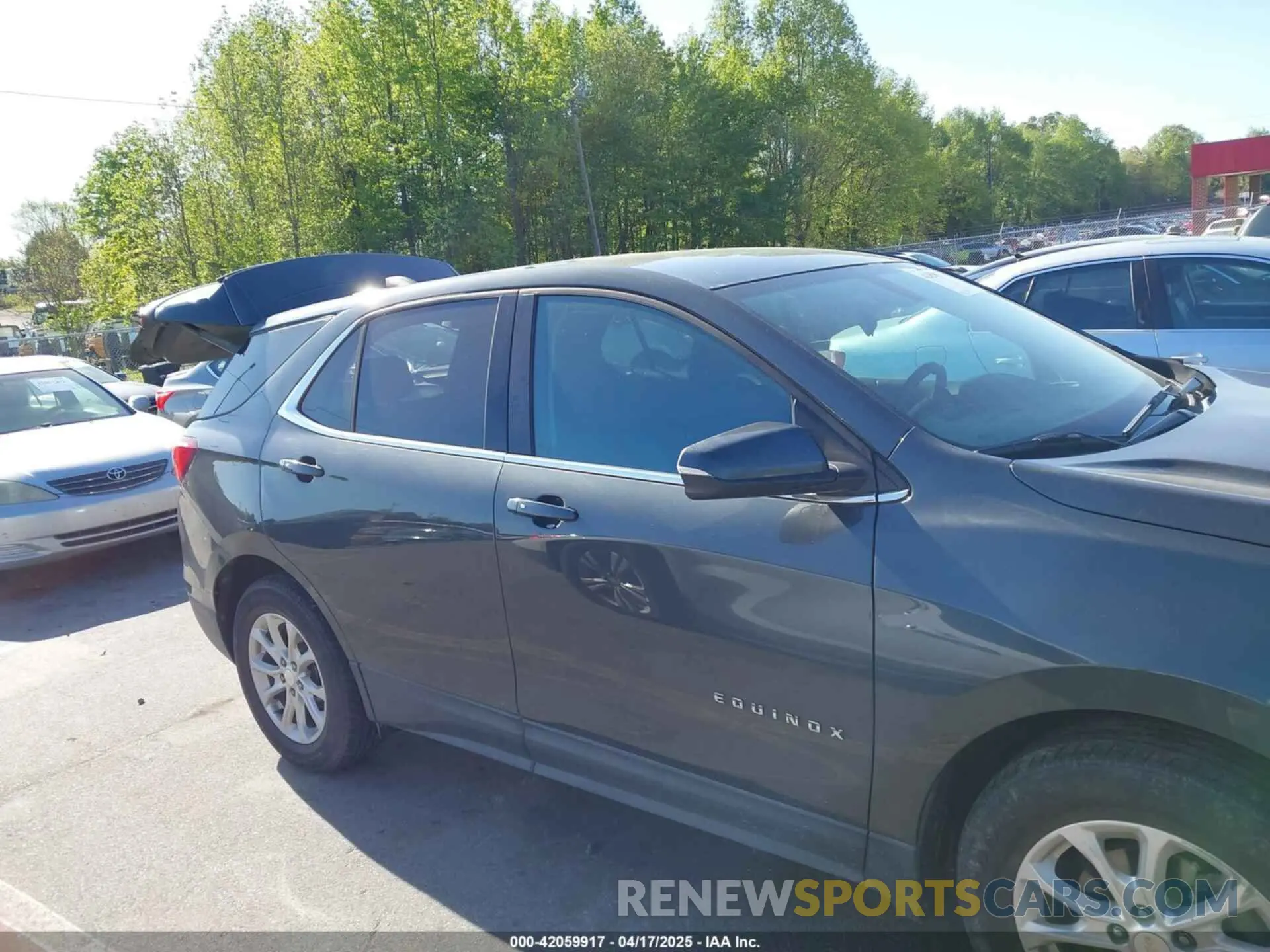 13 Photograph of a damaged car 3GNAXKEV7KS577515 CHEVROLET EQUINOX 2019