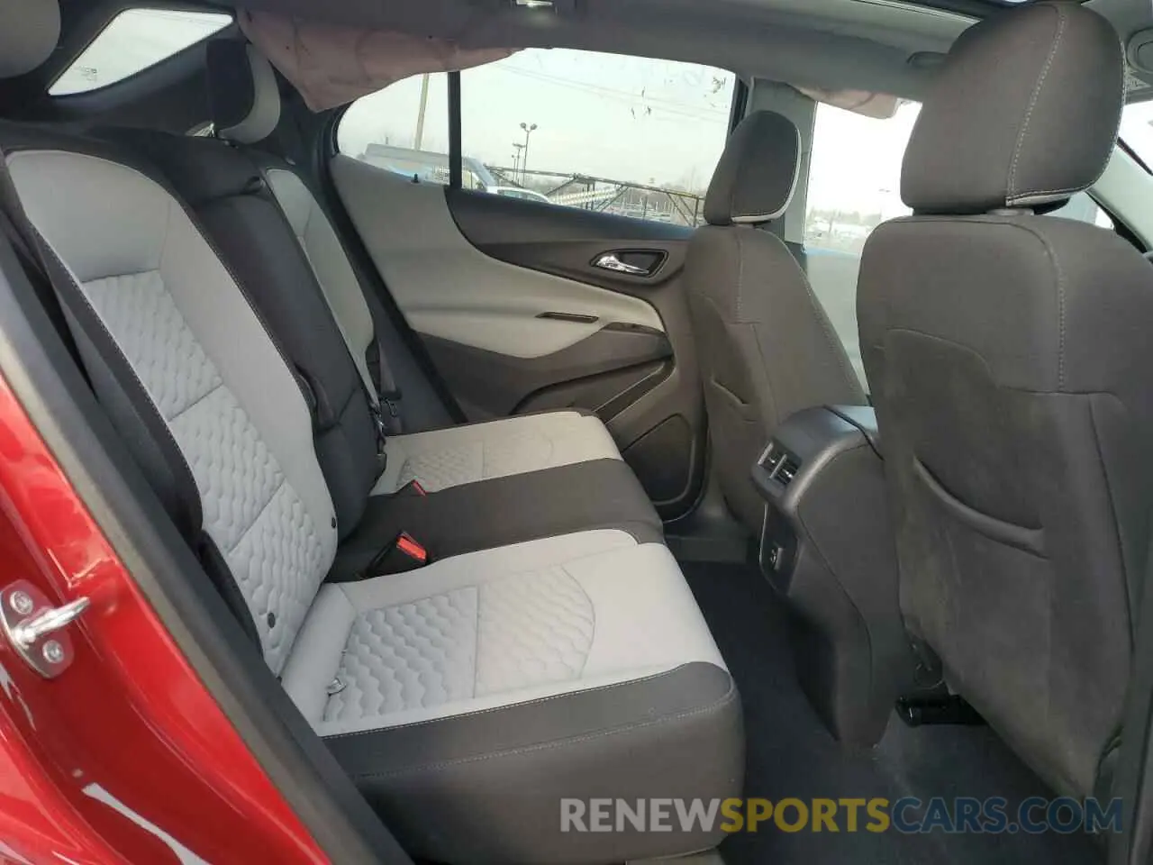 12 Photograph of a damaged car 3GNAXKEV7KS653427 CHEVROLET EQUINOX 2019