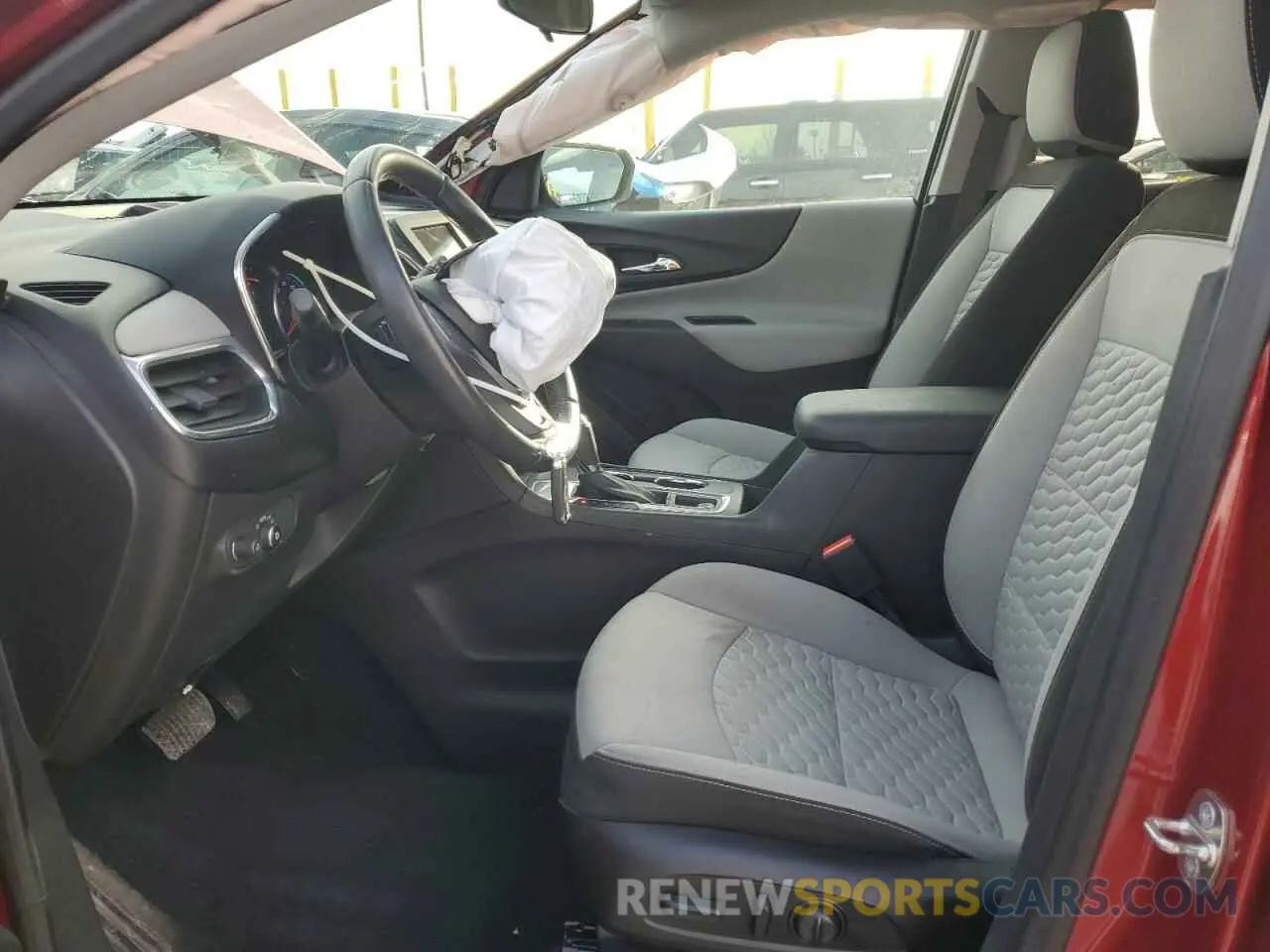 7 Photograph of a damaged car 3GNAXKEV7KS653427 CHEVROLET EQUINOX 2019