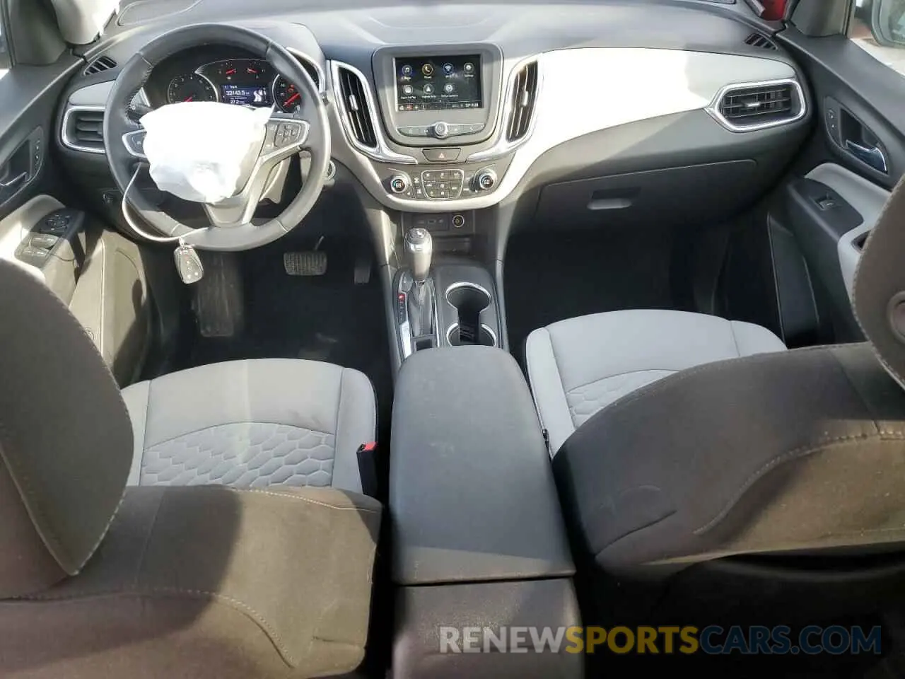 8 Photograph of a damaged car 3GNAXKEV7KS653427 CHEVROLET EQUINOX 2019