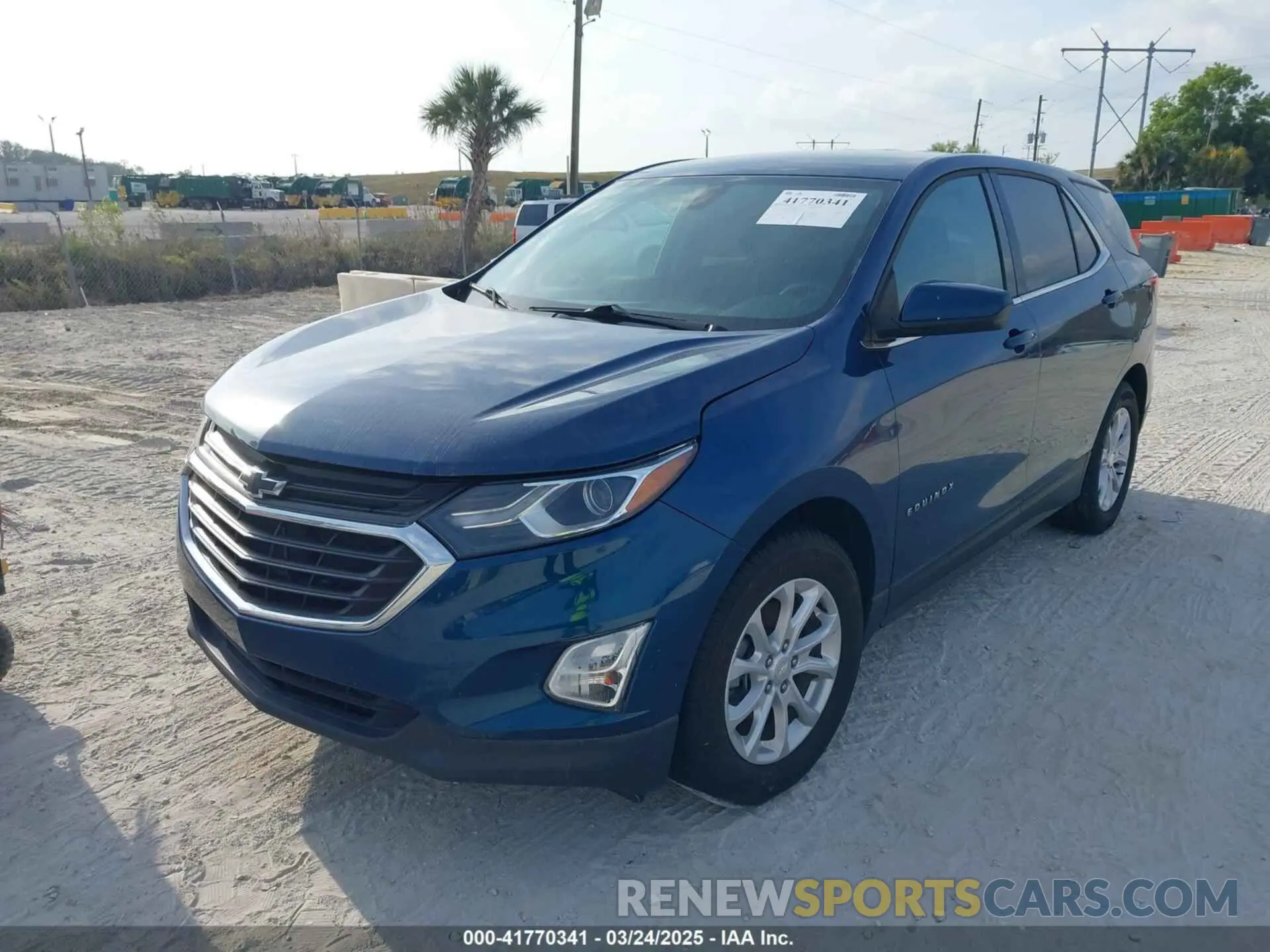 2 Photograph of a damaged car 3GNAXKEV8KL208088 CHEVROLET EQUINOX 2019