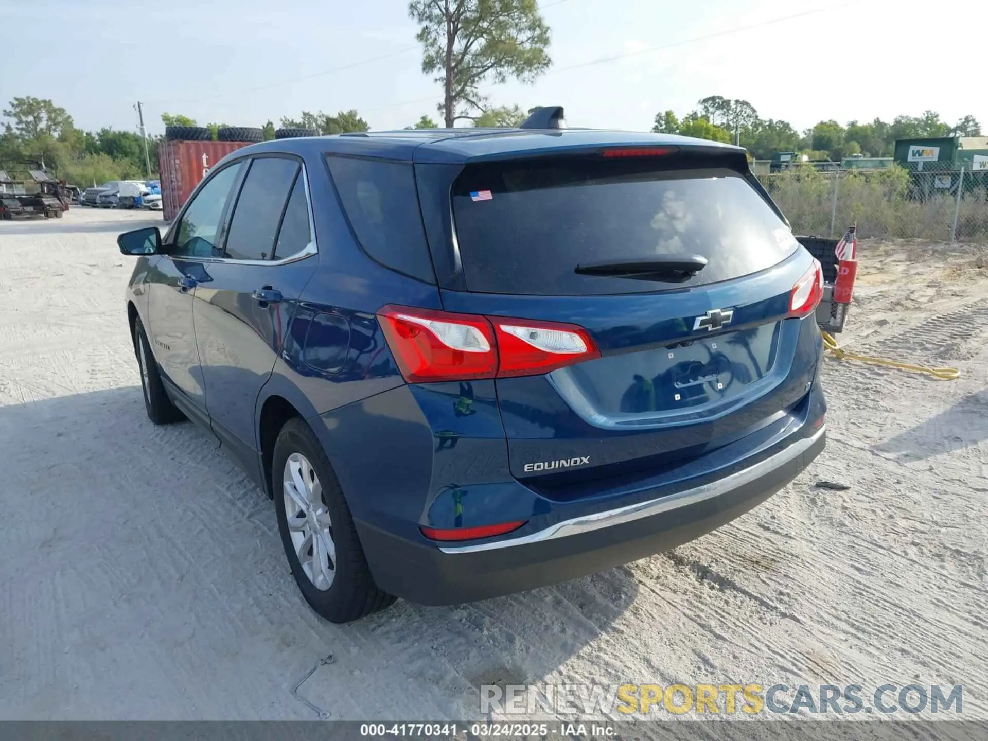 3 Photograph of a damaged car 3GNAXKEV8KL208088 CHEVROLET EQUINOX 2019