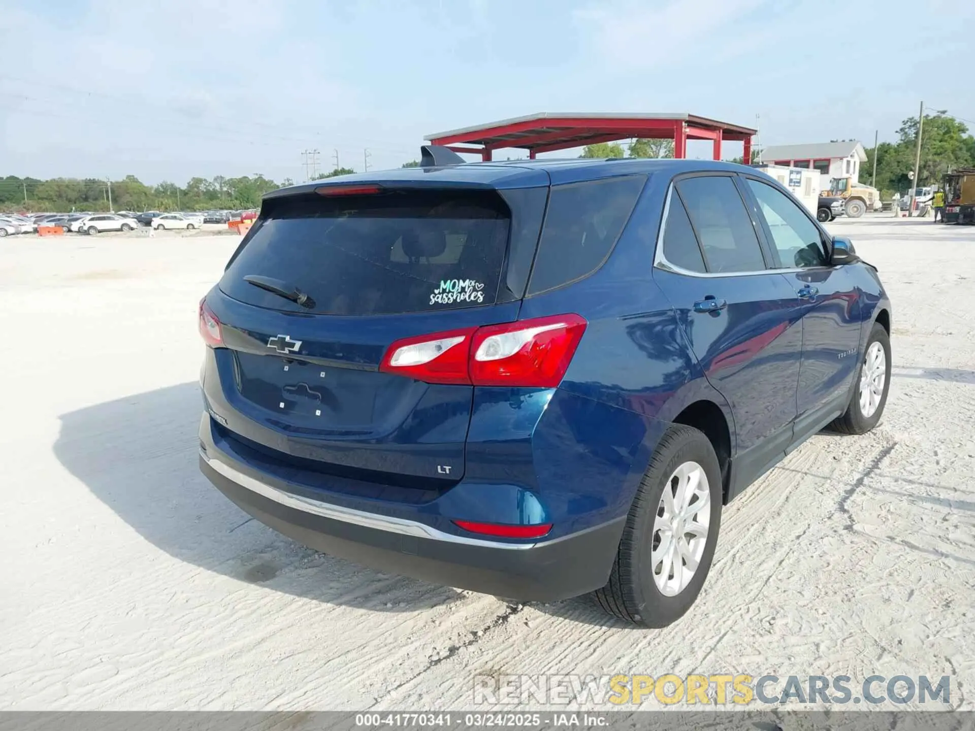 4 Photograph of a damaged car 3GNAXKEV8KL208088 CHEVROLET EQUINOX 2019