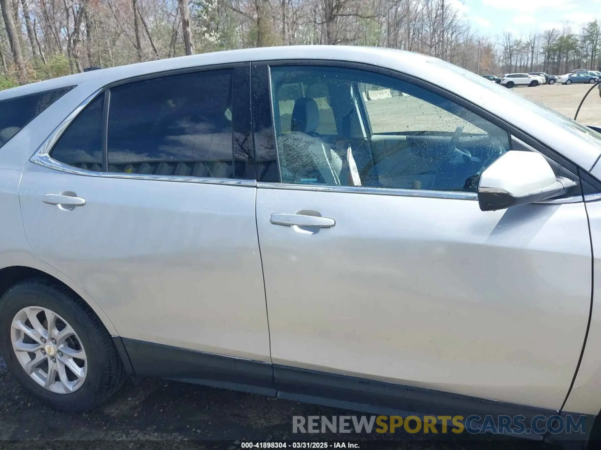13 Photograph of a damaged car 3GNAXKEV8KL279162 CHEVROLET EQUINOX 2019