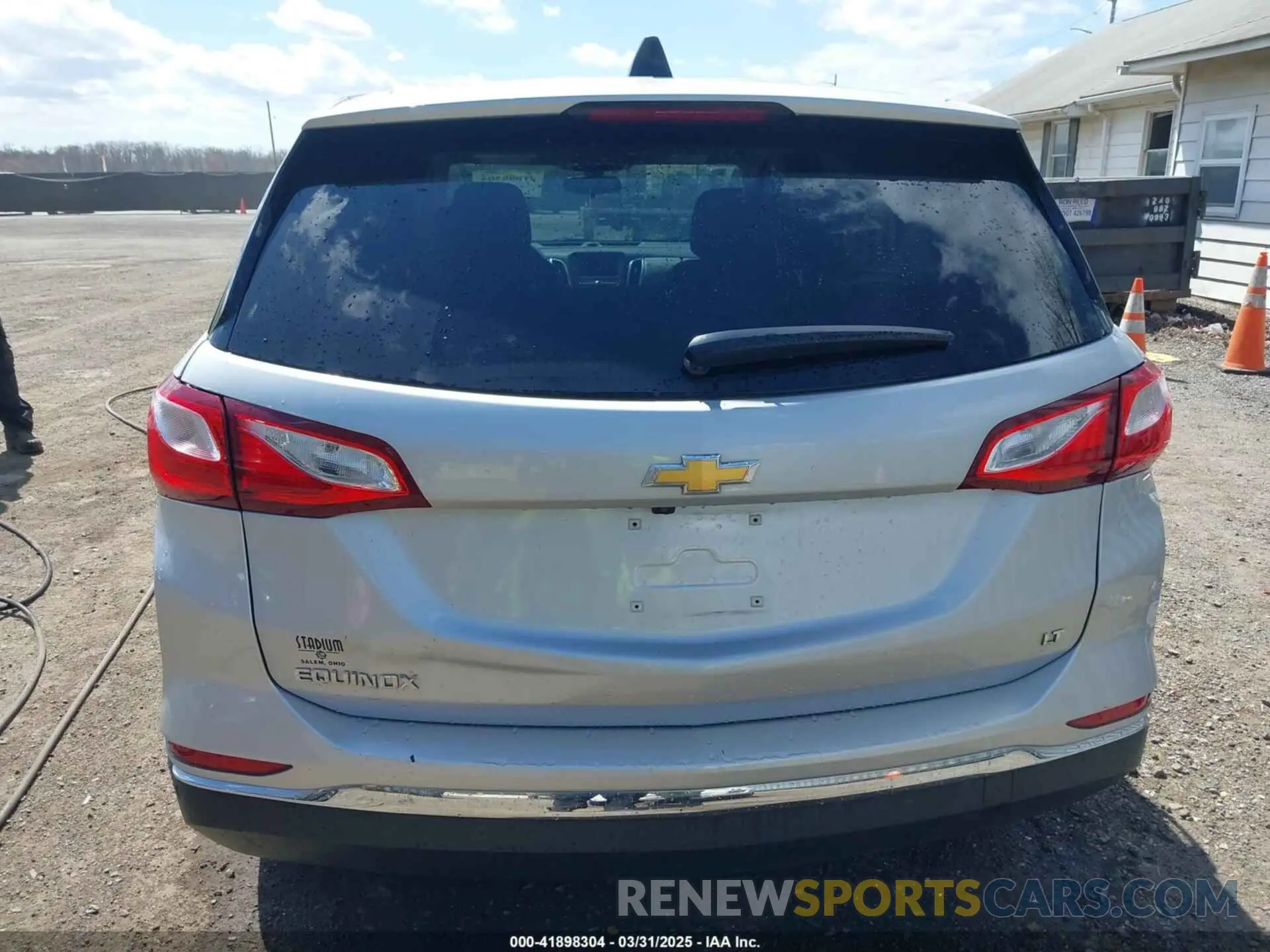 16 Photograph of a damaged car 3GNAXKEV8KL279162 CHEVROLET EQUINOX 2019