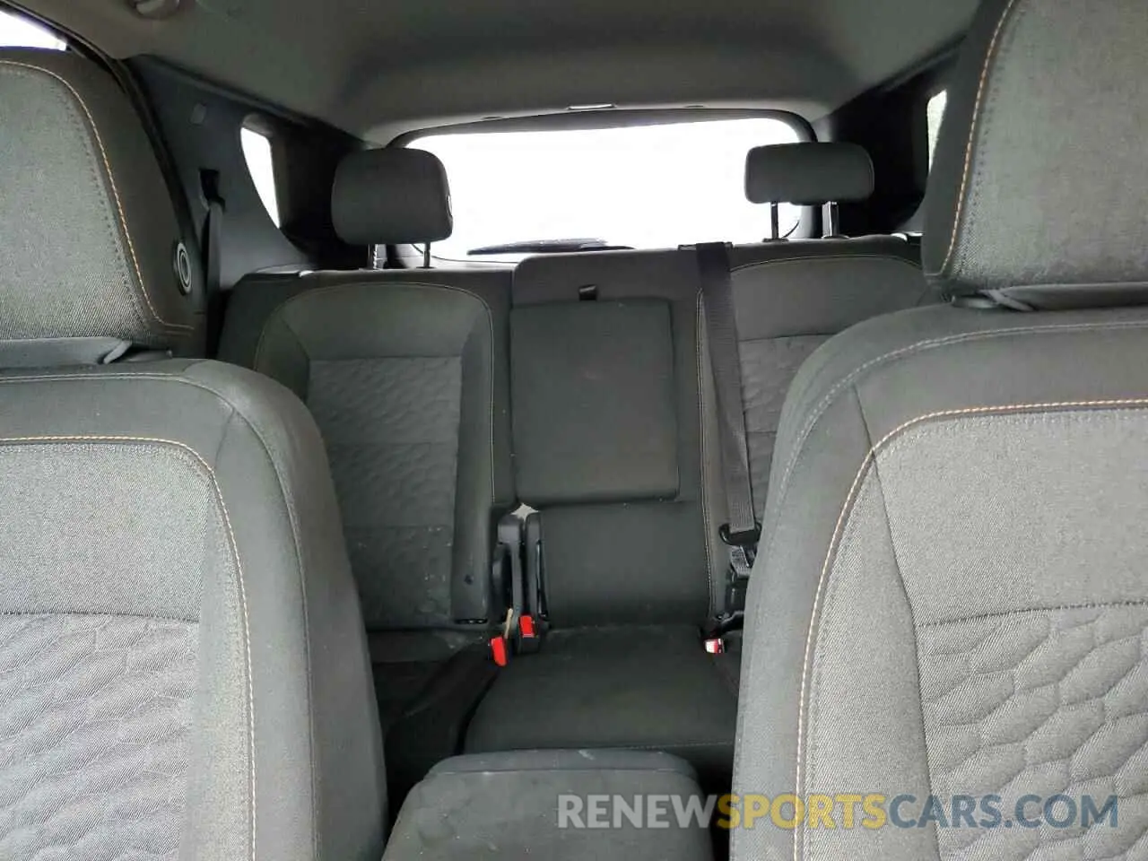10 Photograph of a damaged car 3GNAXKEV8KS528291 CHEVROLET EQUINOX 2019