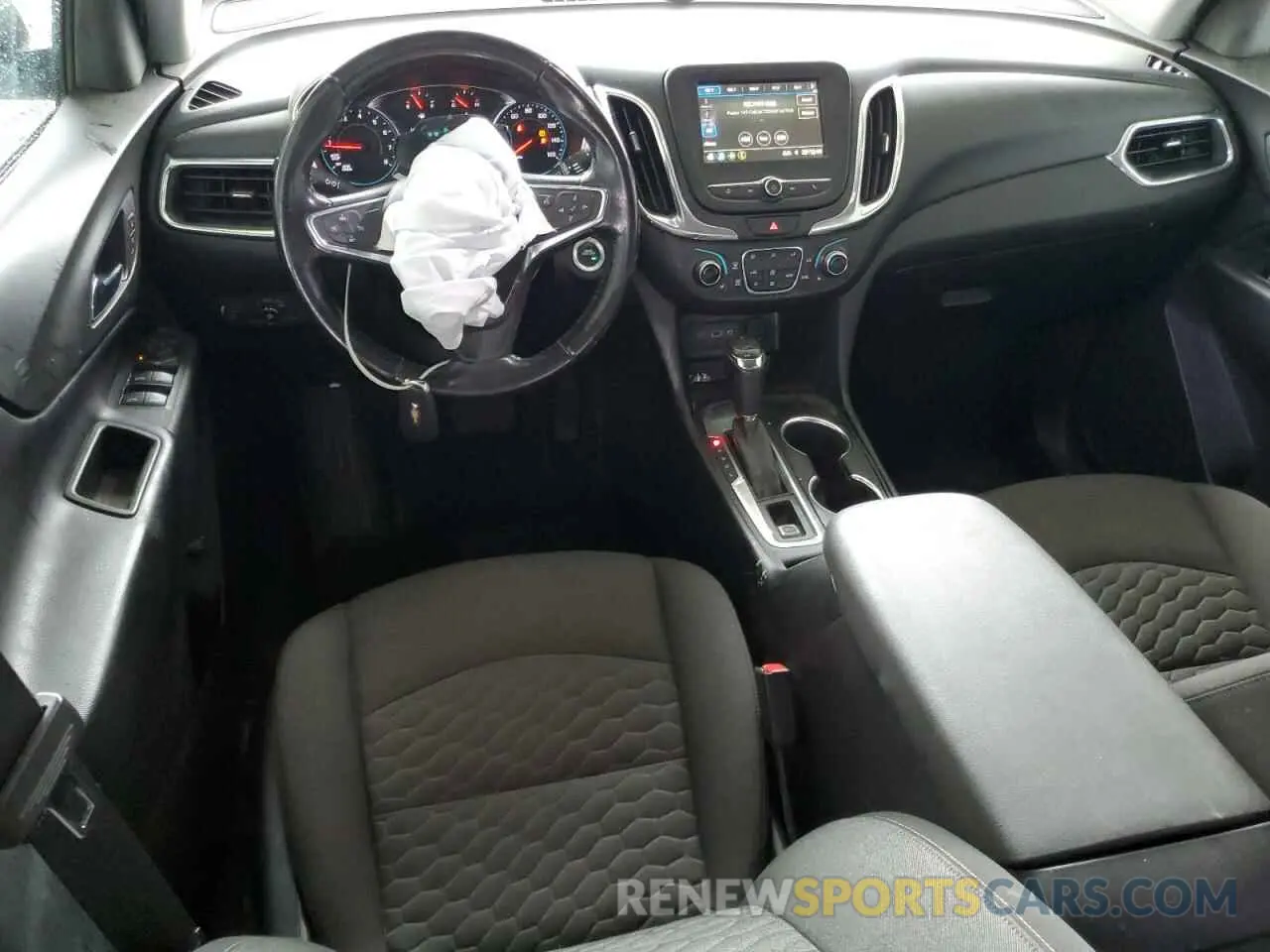 8 Photograph of a damaged car 3GNAXKEV8KS528291 CHEVROLET EQUINOX 2019