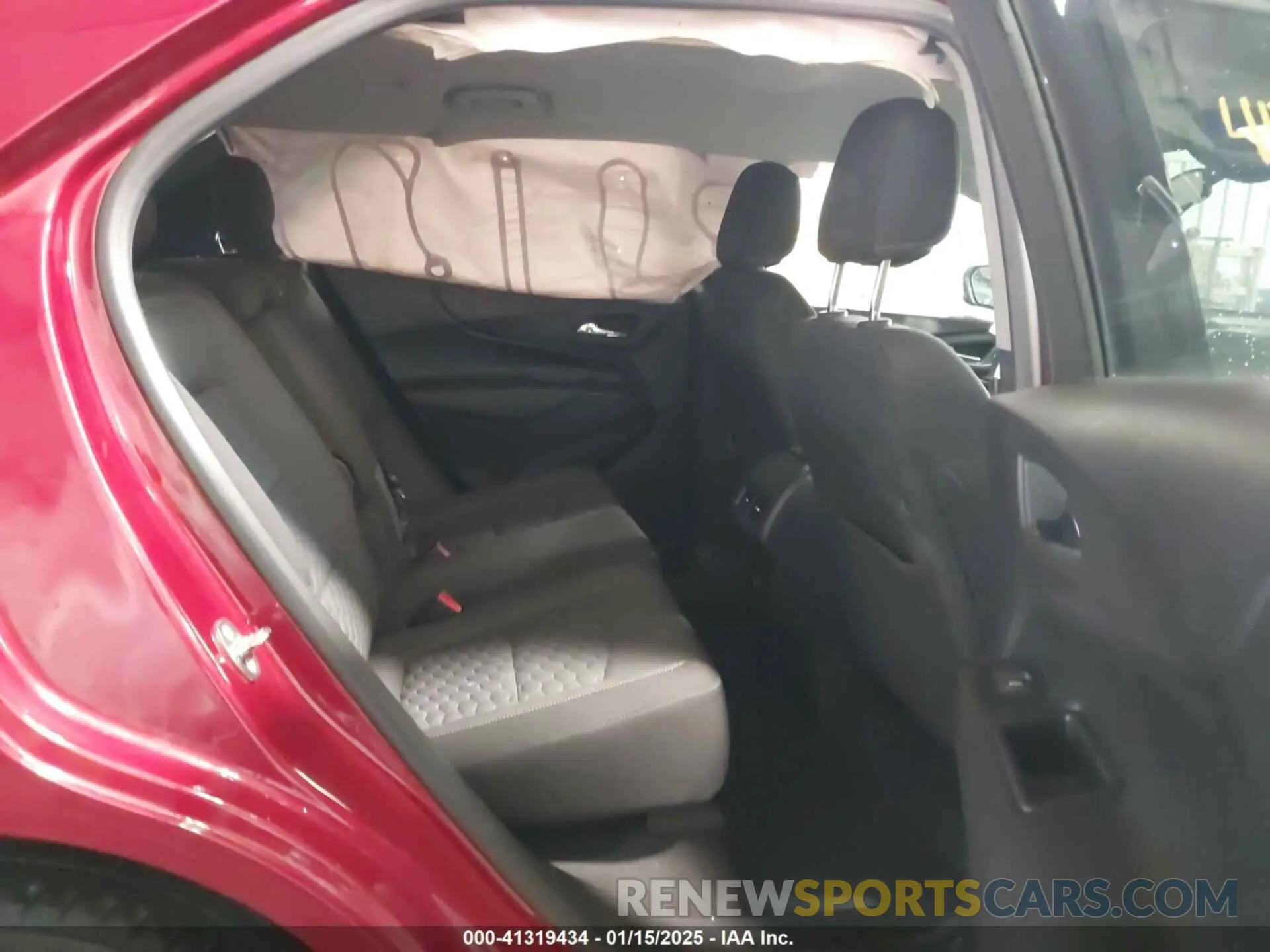 8 Photograph of a damaged car 3GNAXKEV8KS668387 CHEVROLET EQUINOX 2019