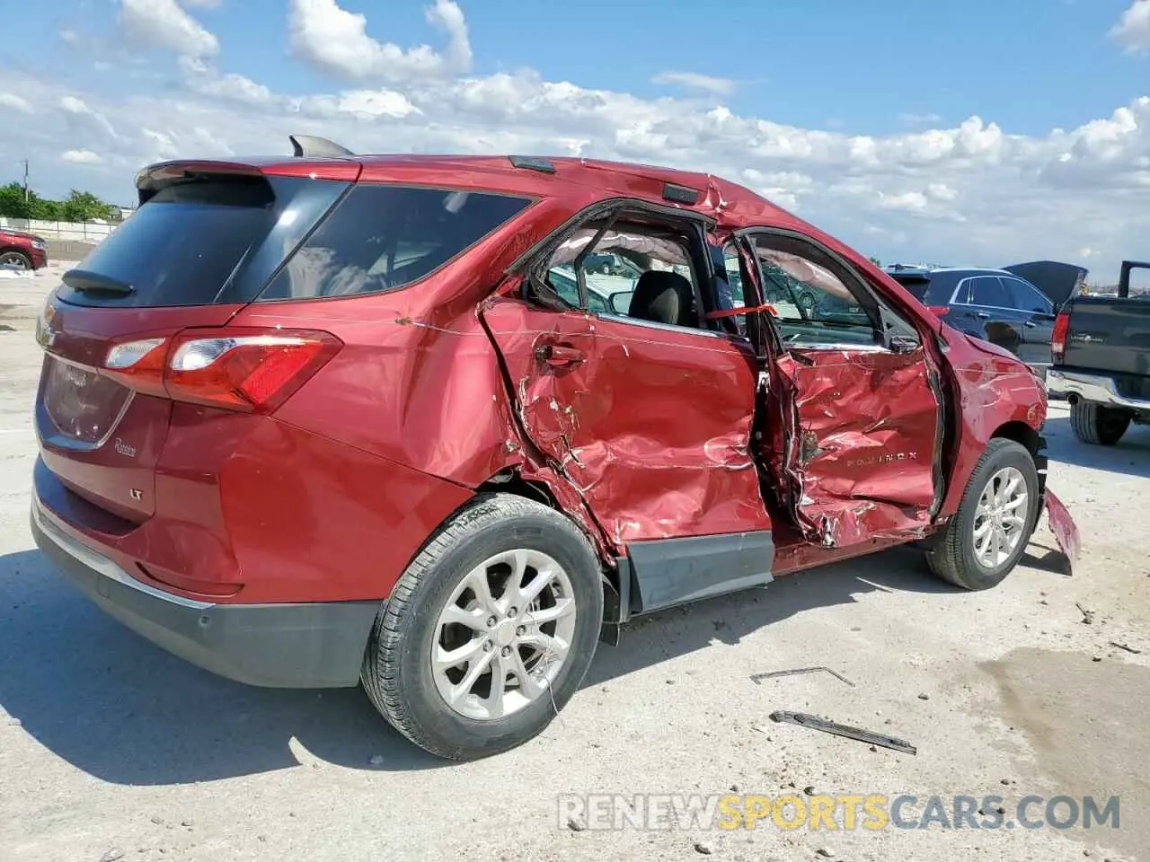 3 Photograph of a damaged car 3GNAXKEV9KL201912 CHEVROLET EQUINOX 2019